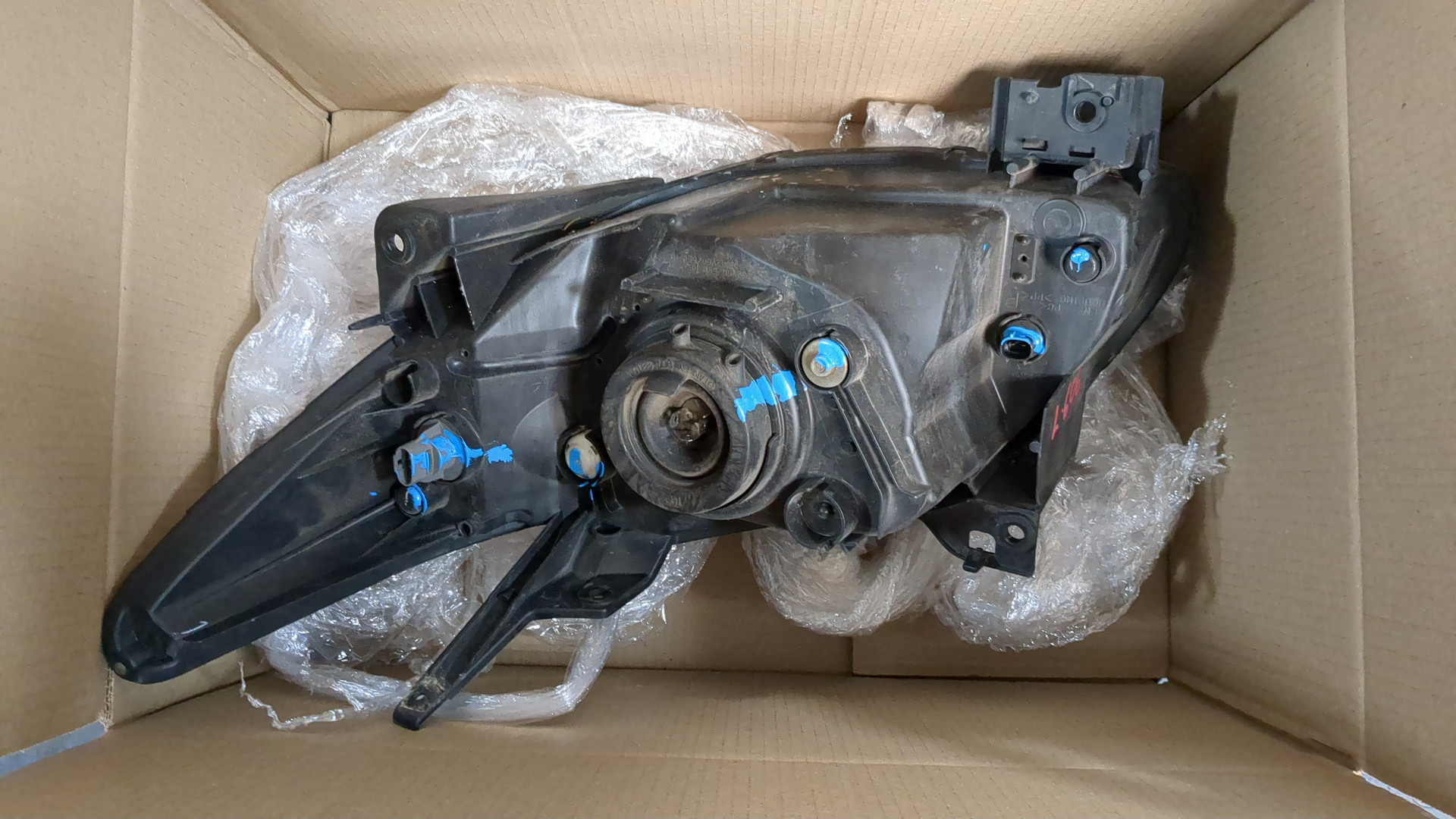 Фара правая