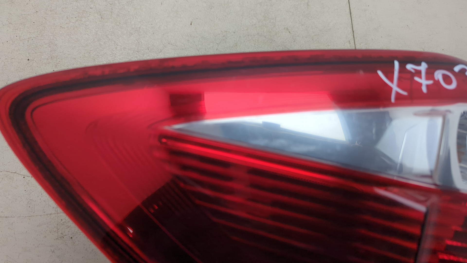 Фонарь задний левый