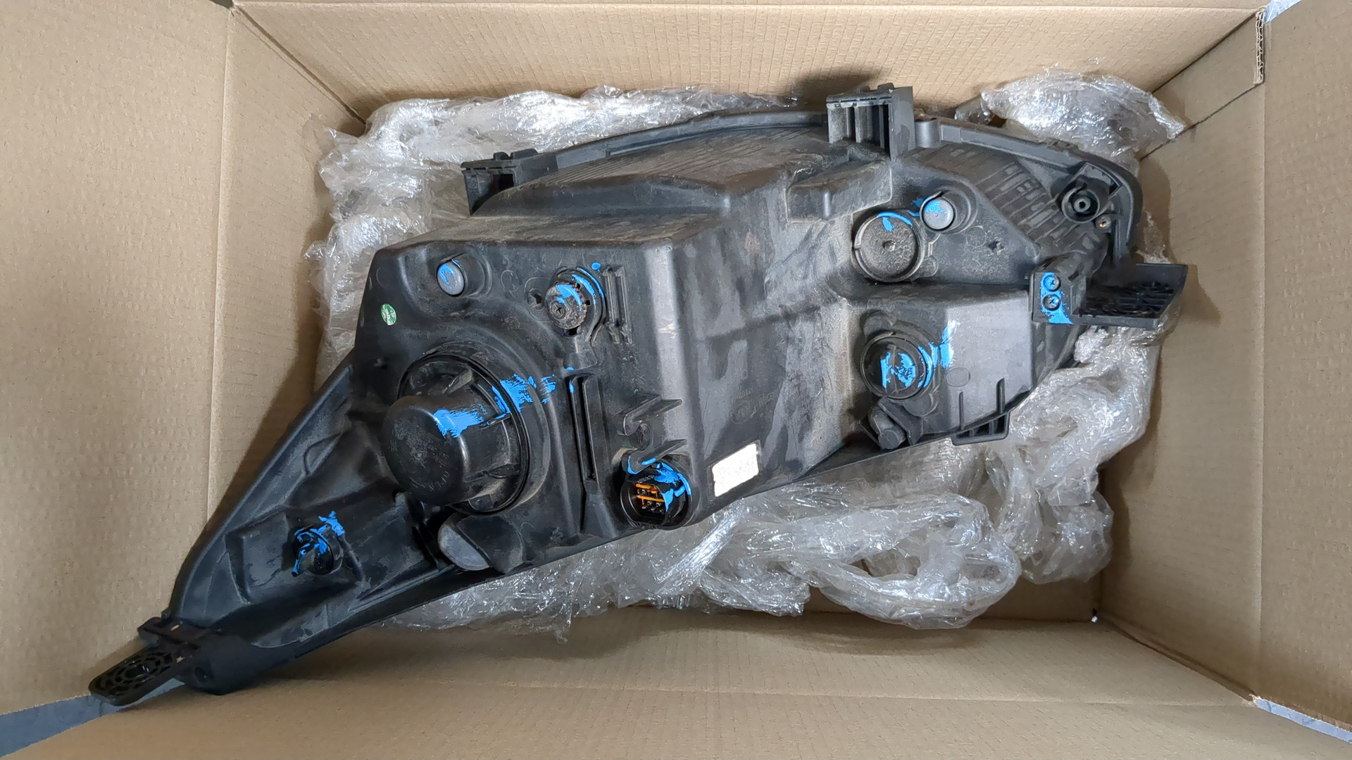 Фара правая