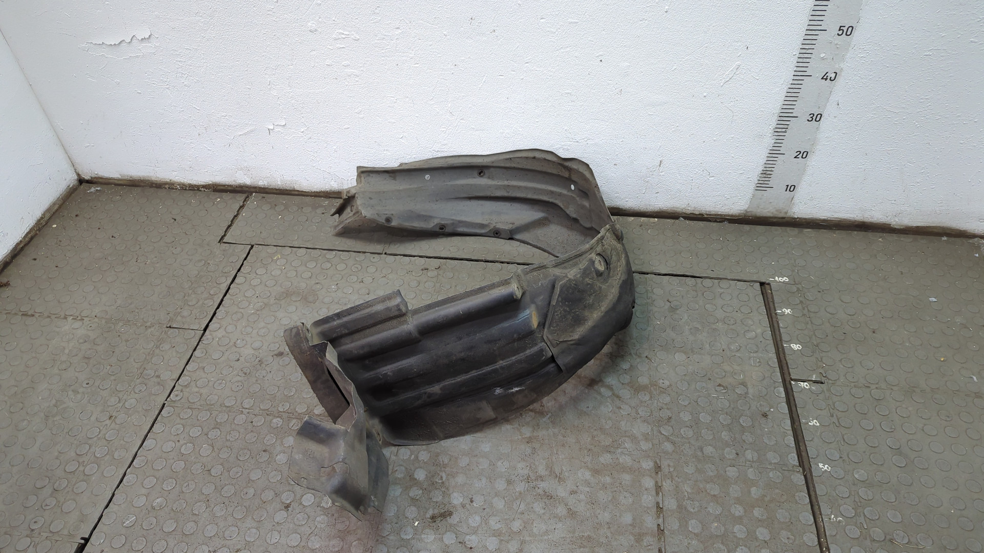 Локер передний правый