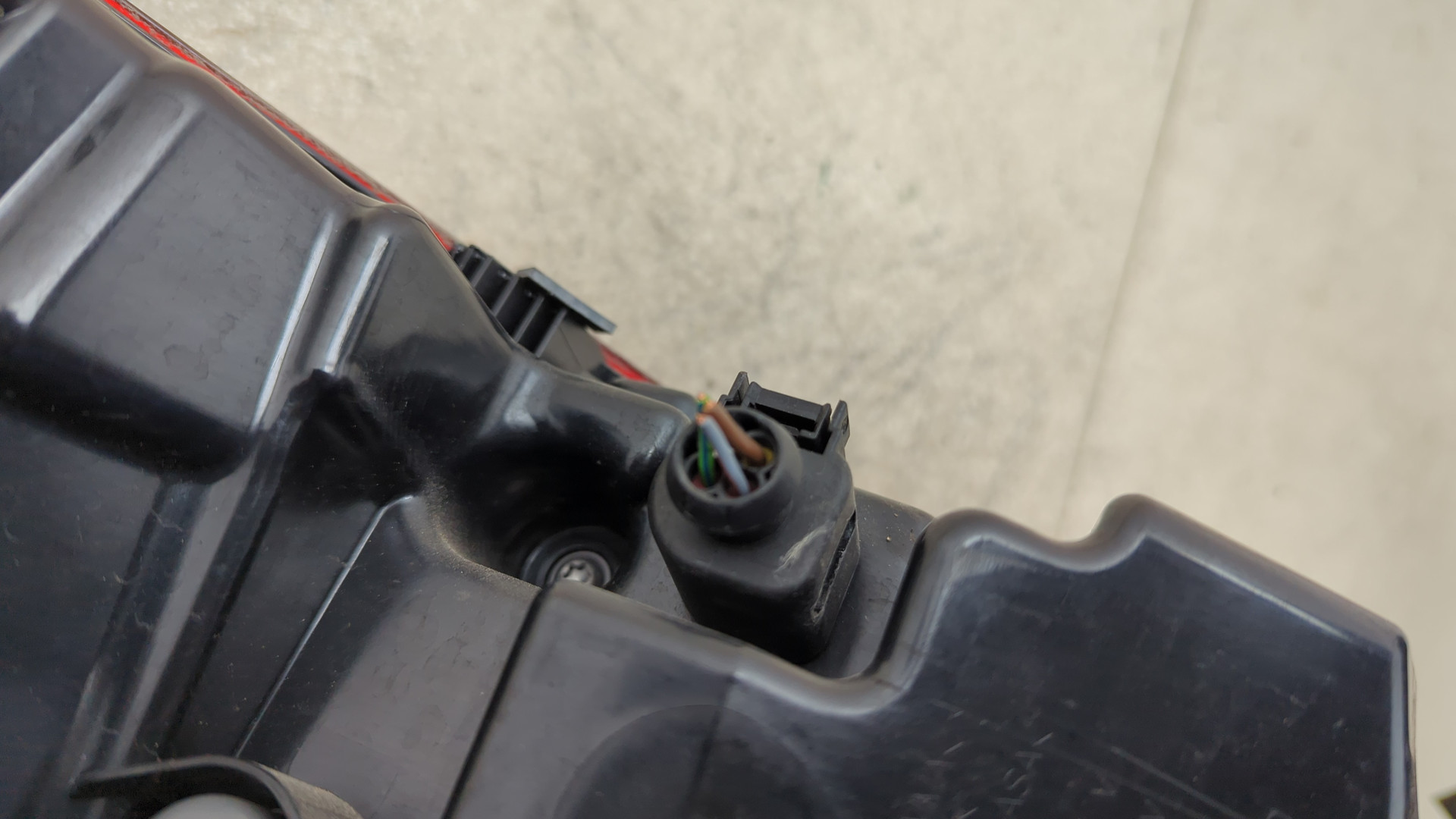 Фонарь задний правый