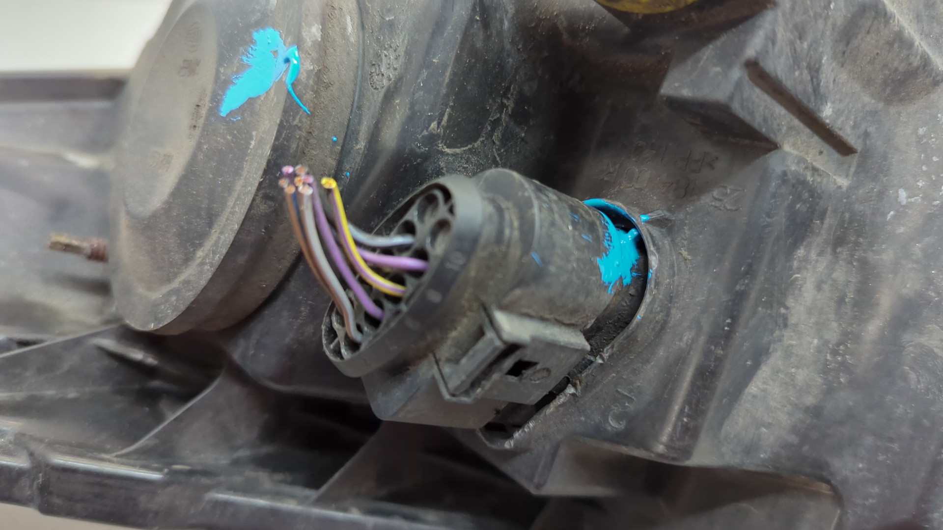 Фара правая