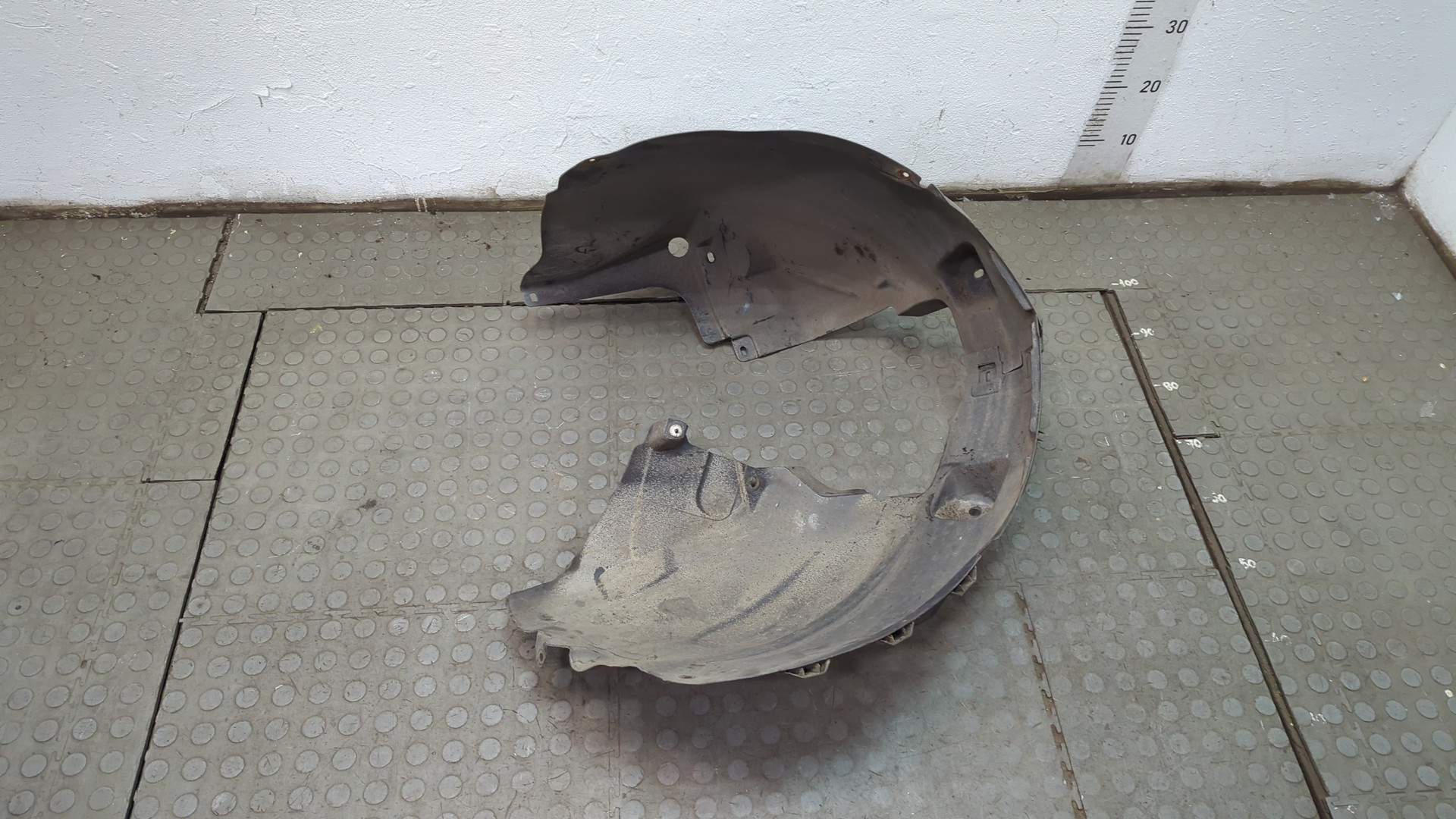 Локер передний левый