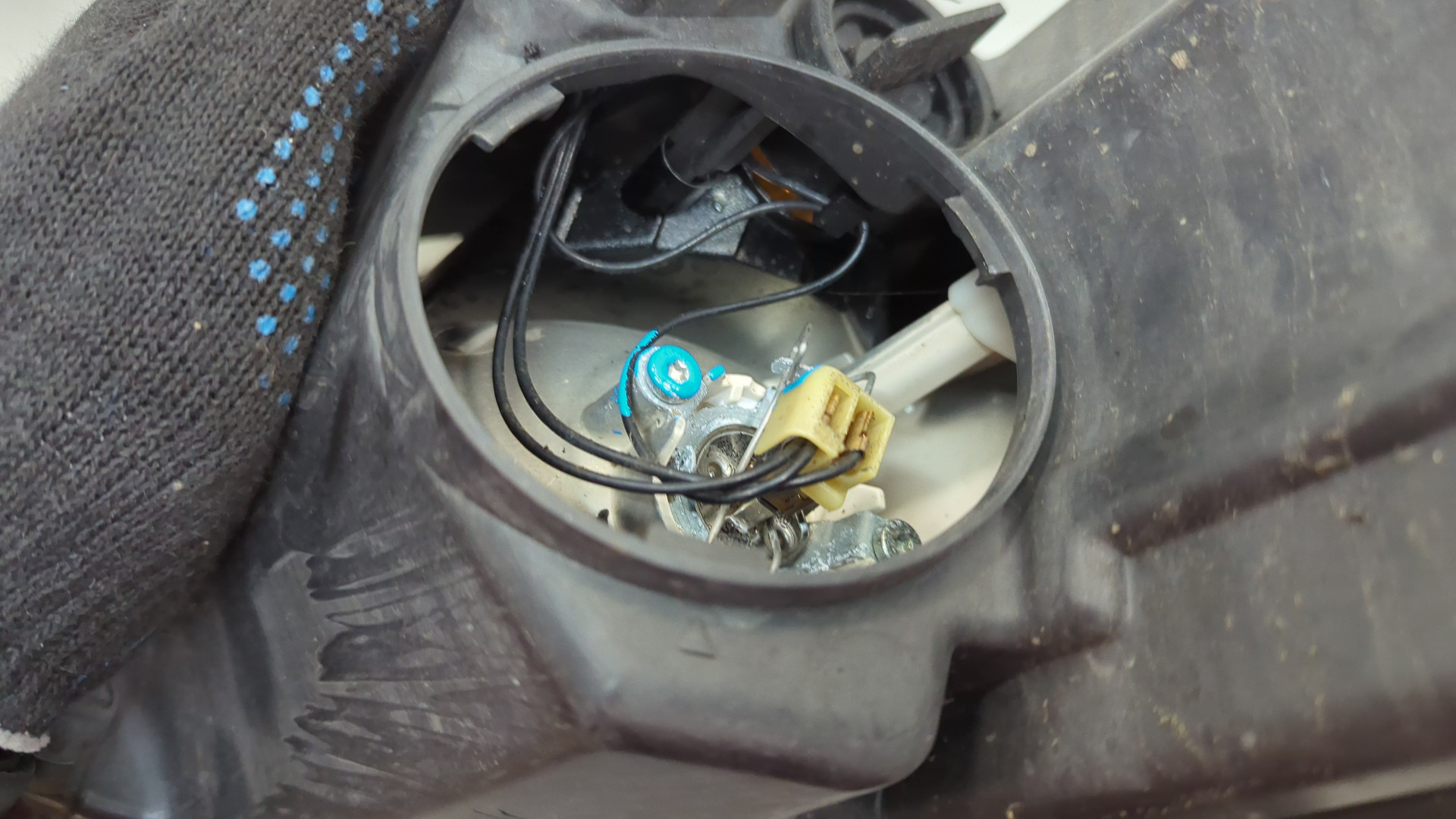 Фара правая