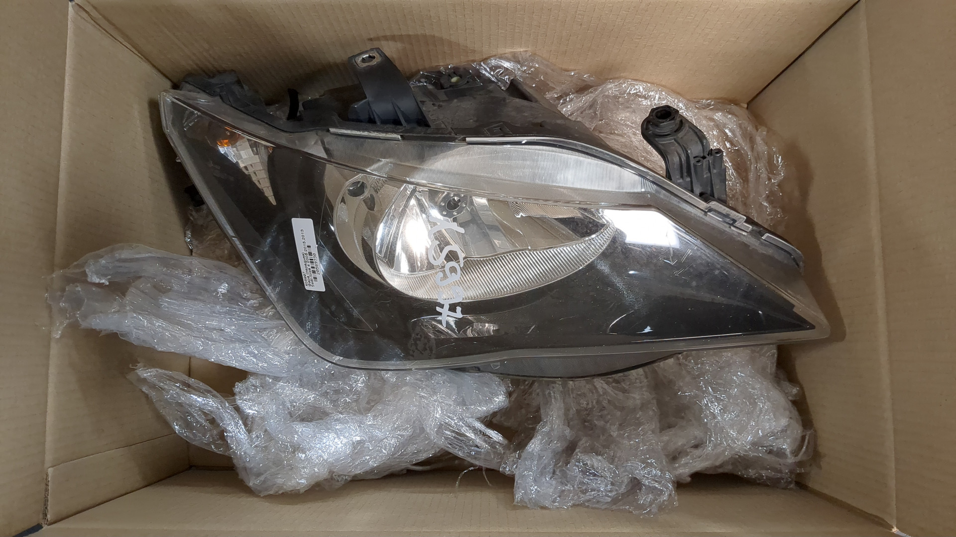 Фара правая