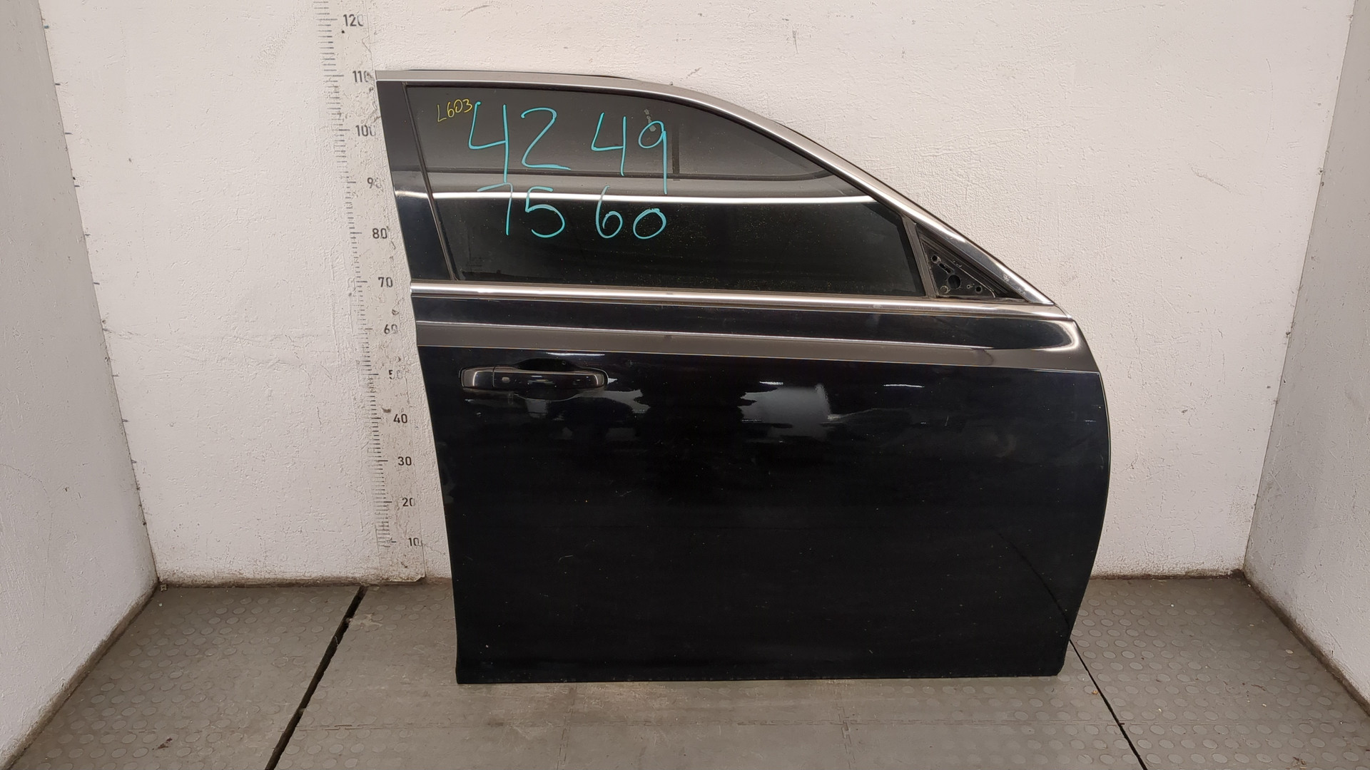 Дверь передняя правая