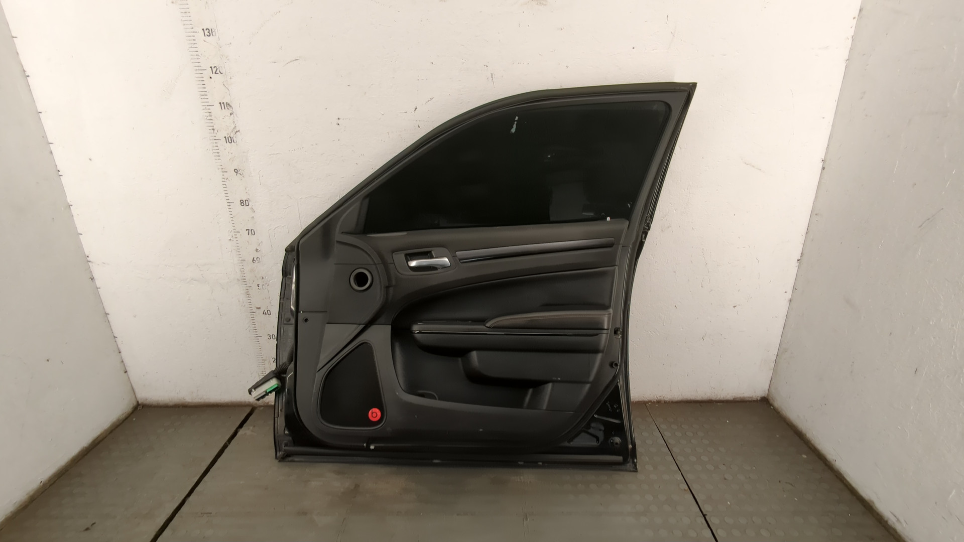 Дверь передняя правая