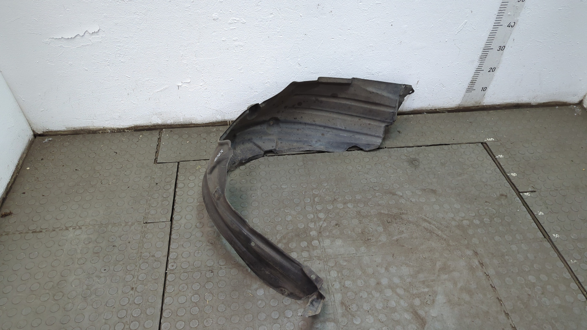 Локер передний левый