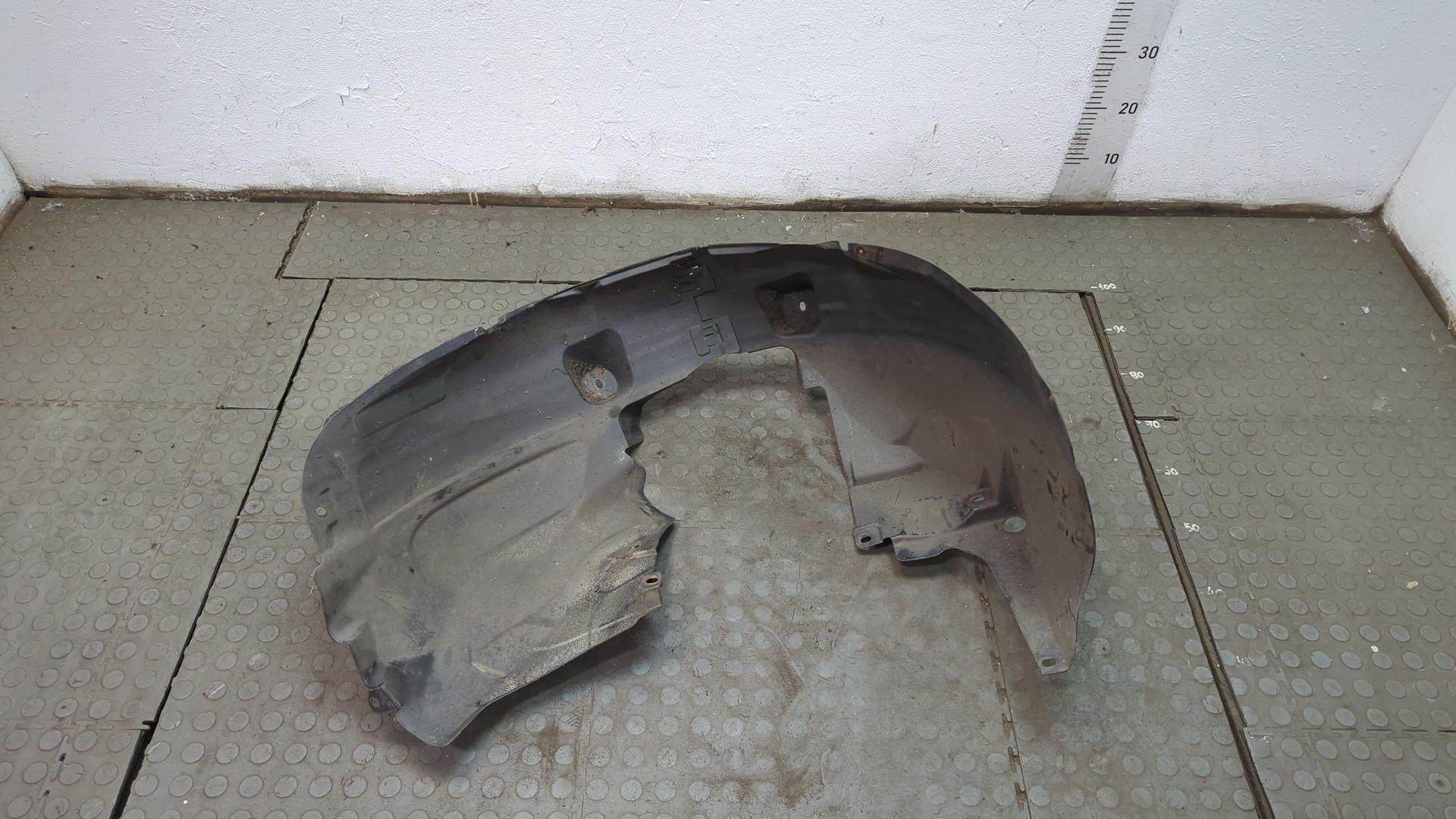 Локер передний левый