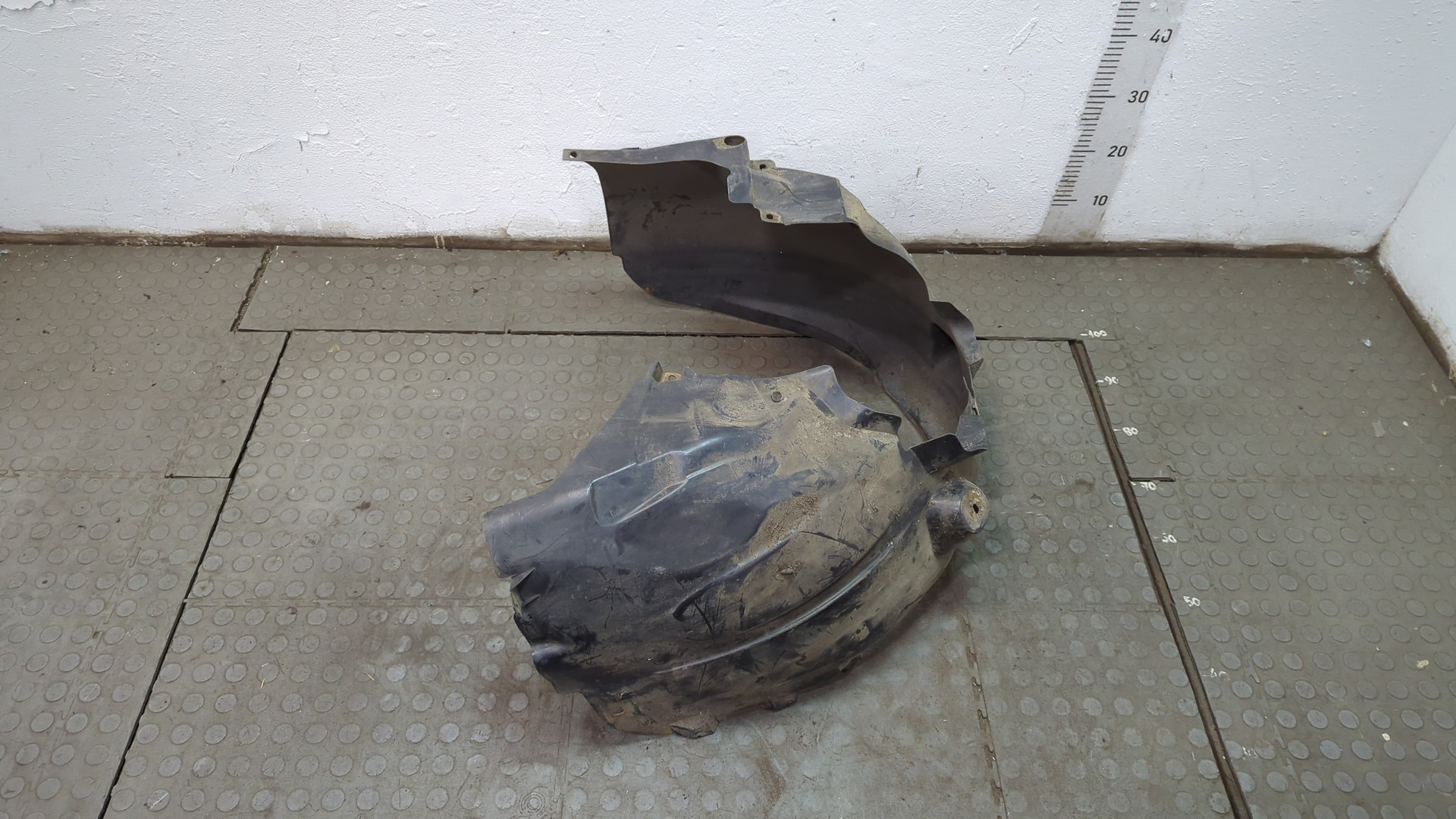 Локер передний левый