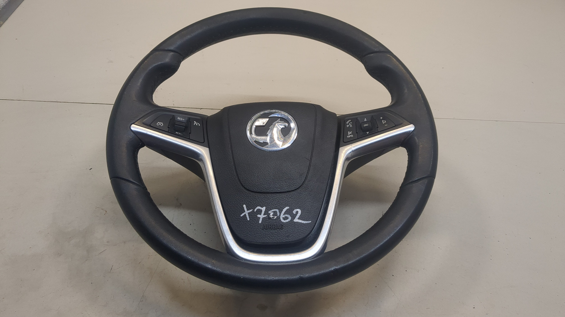 Рулевое колесо (руль)