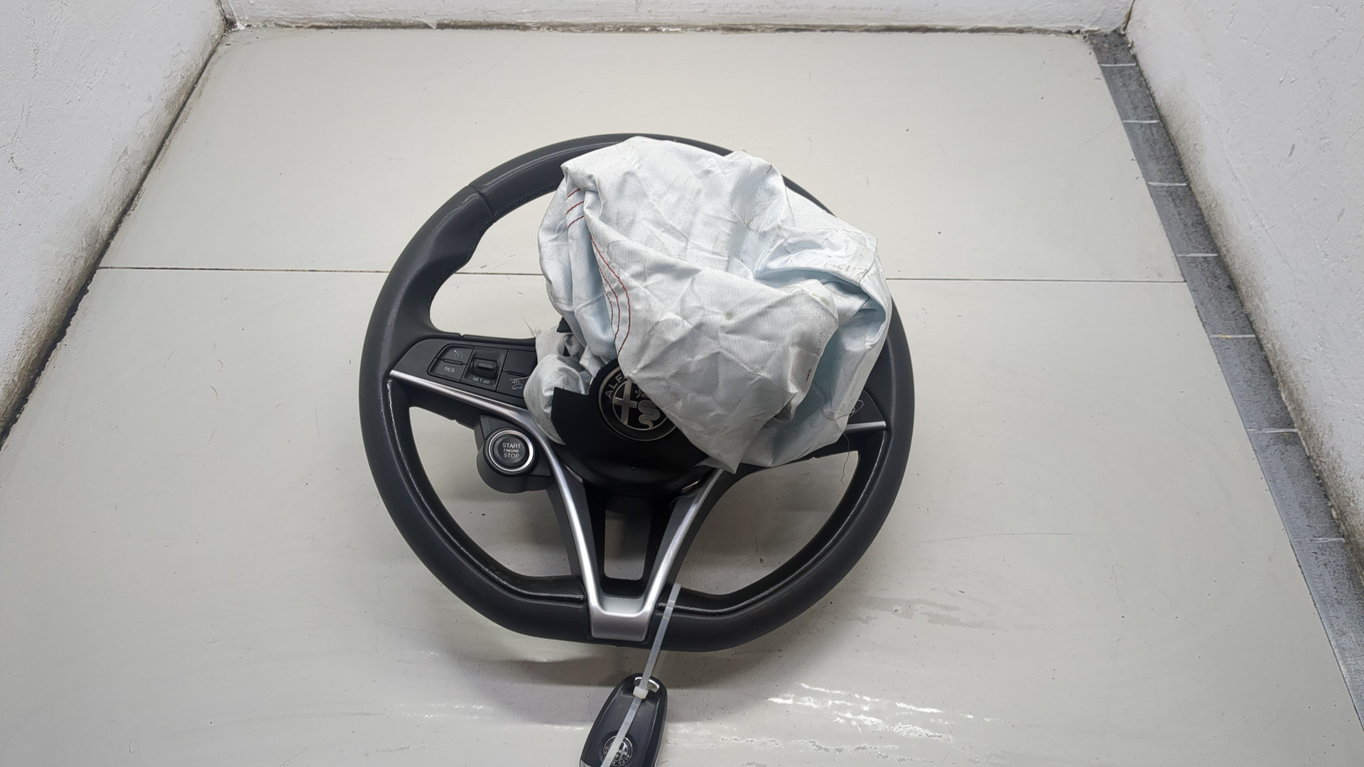 Рулевое колесо (руль)