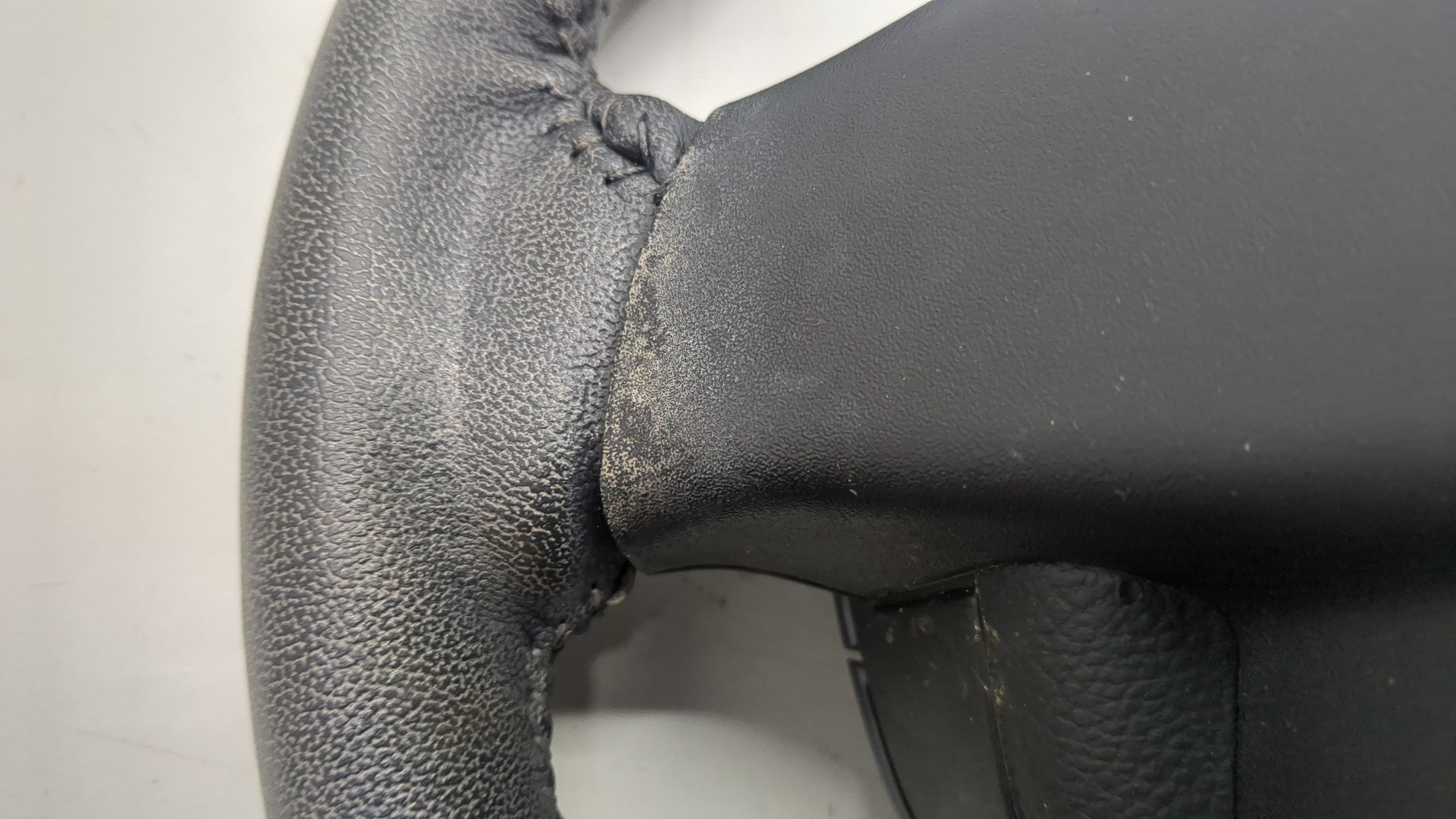 Рулевое колесо (руль)