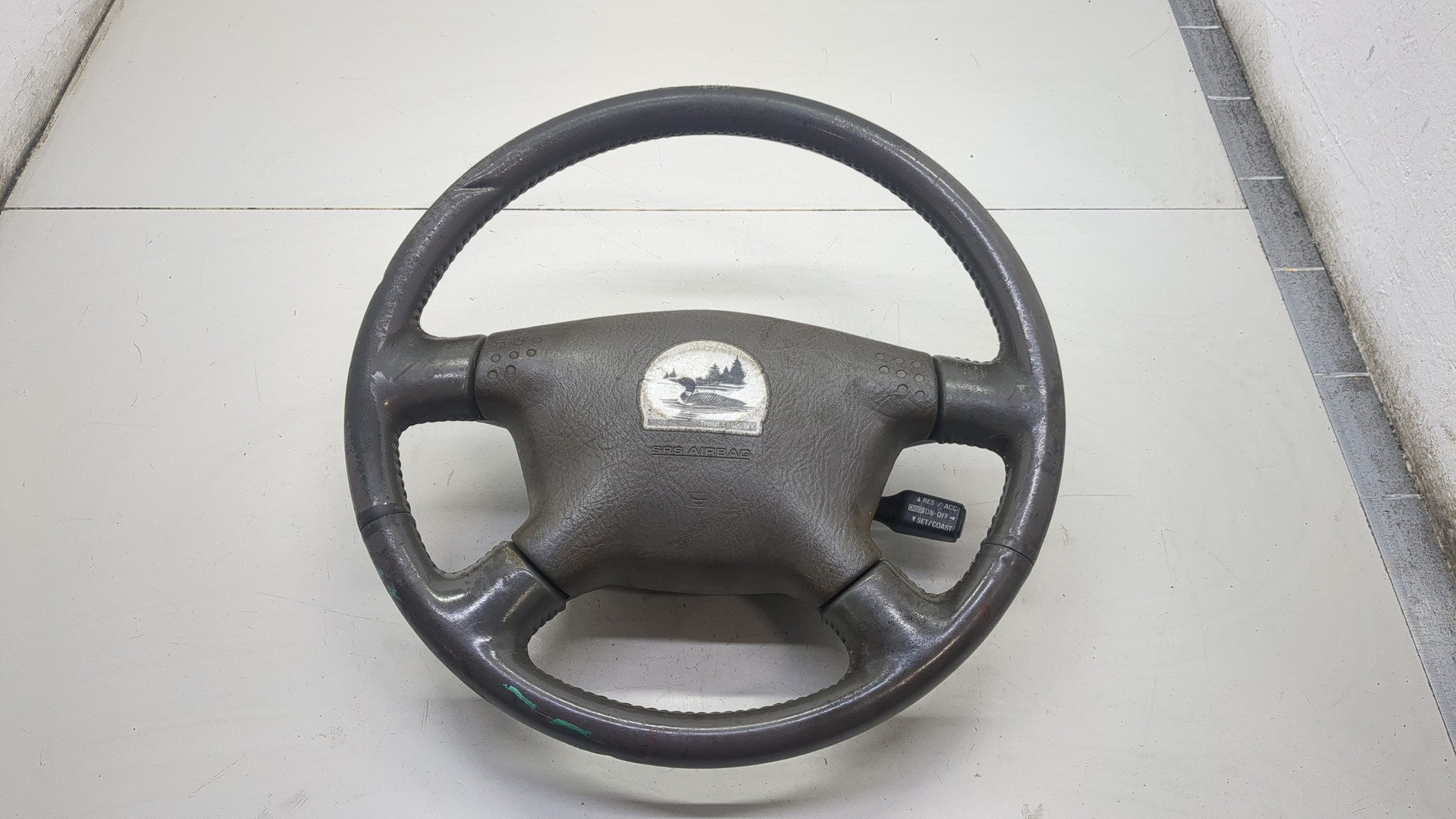 Рулевое колесо (руль)