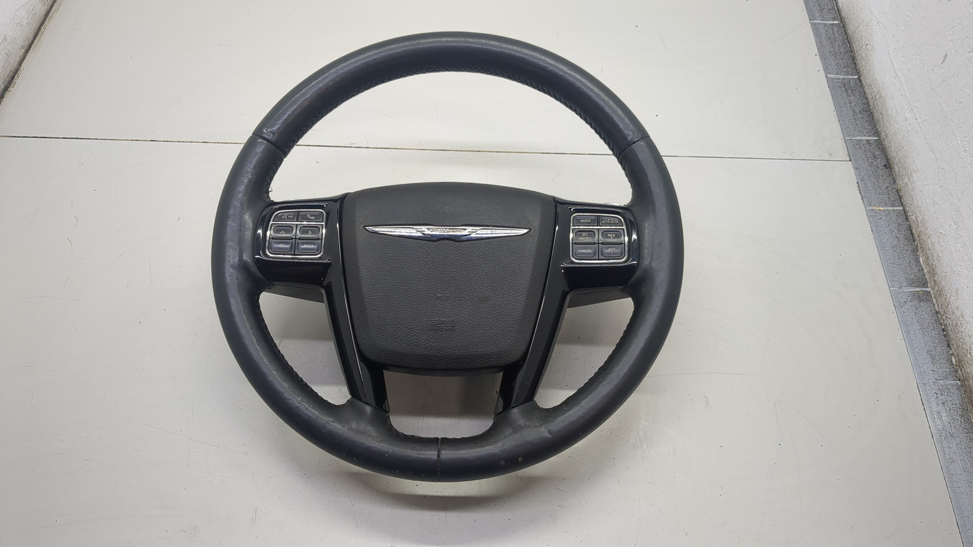 Рулевое колесо (руль)