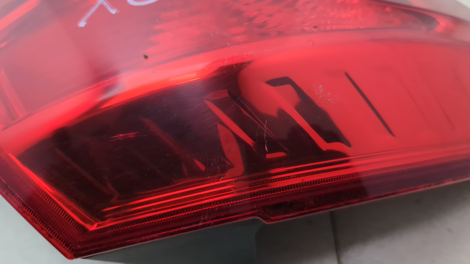 Фонарь задний левый