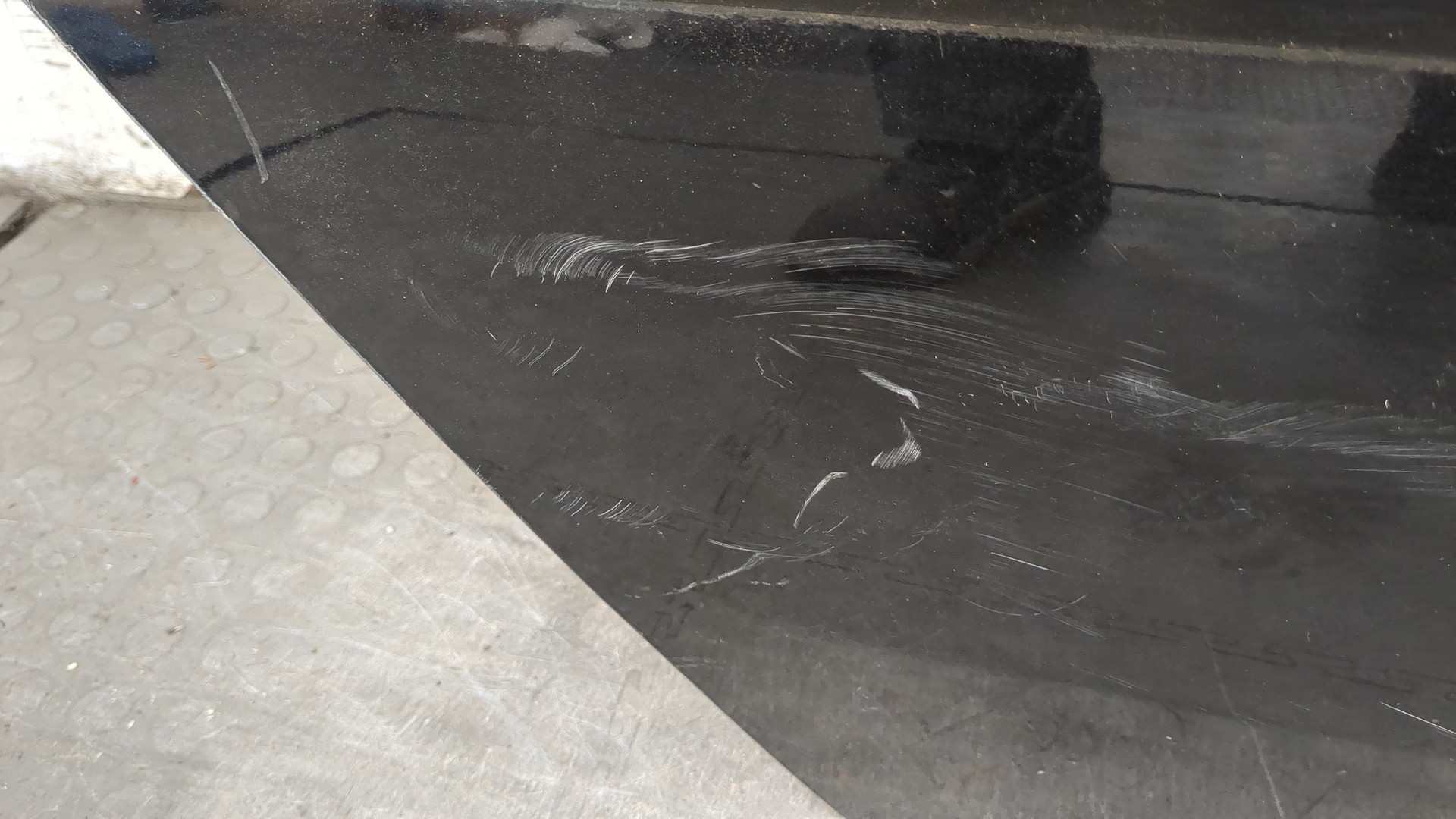 Дверь задняя правая