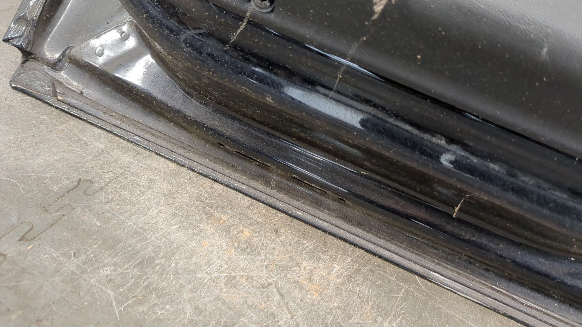 Дверь задняя правая