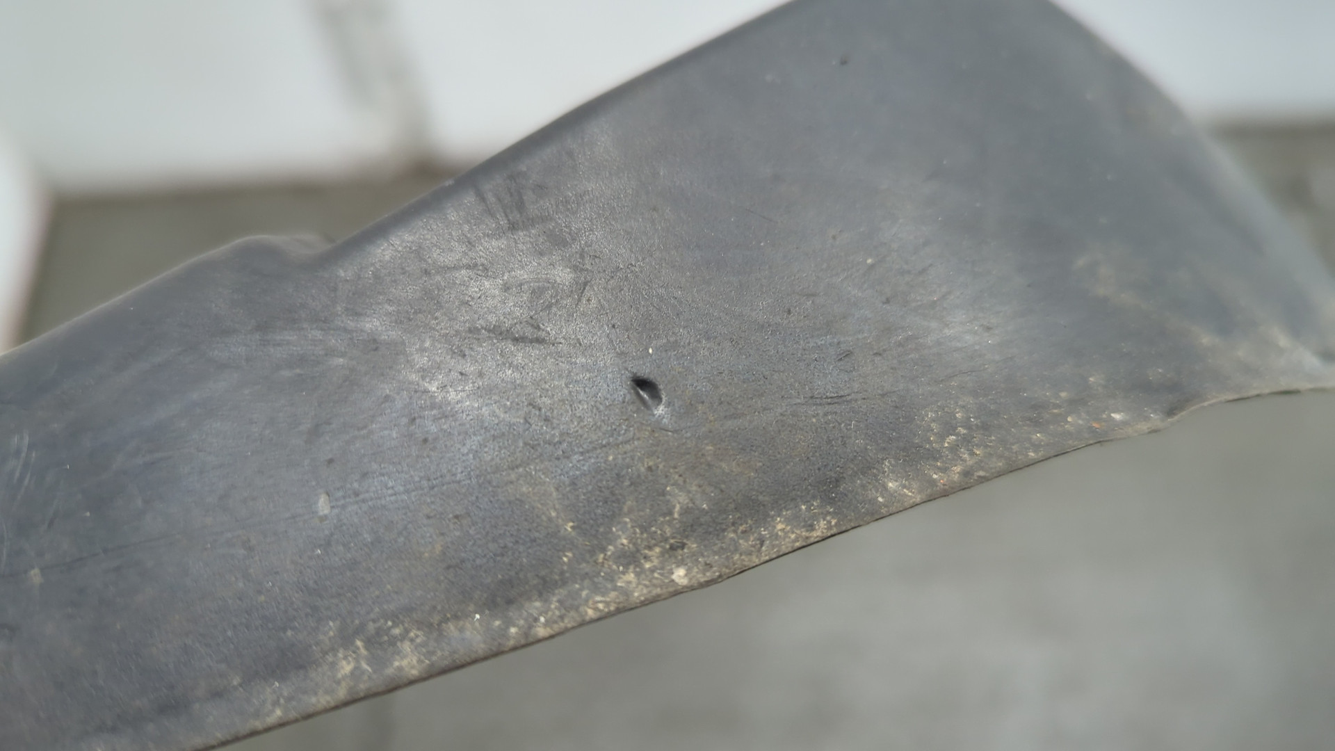 Молдинг лобового стекла