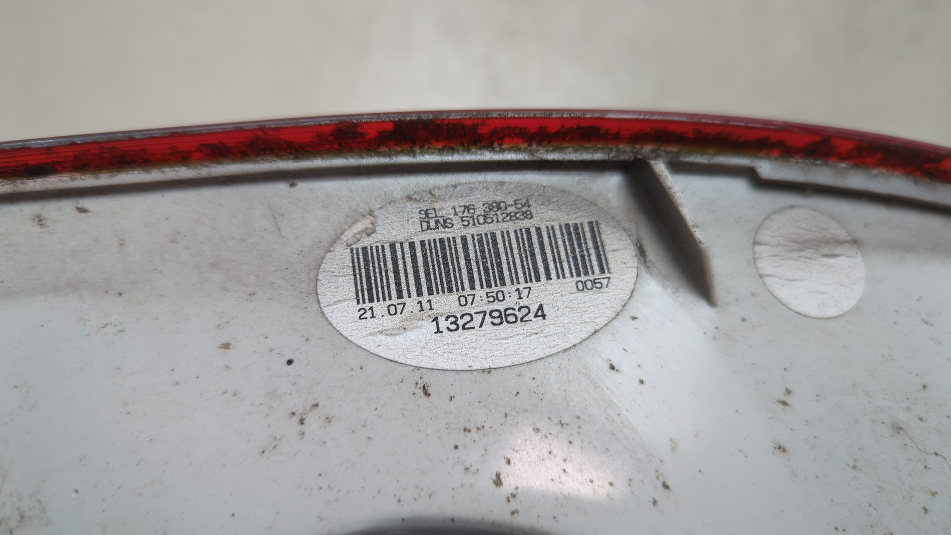 Фонарь задний правый