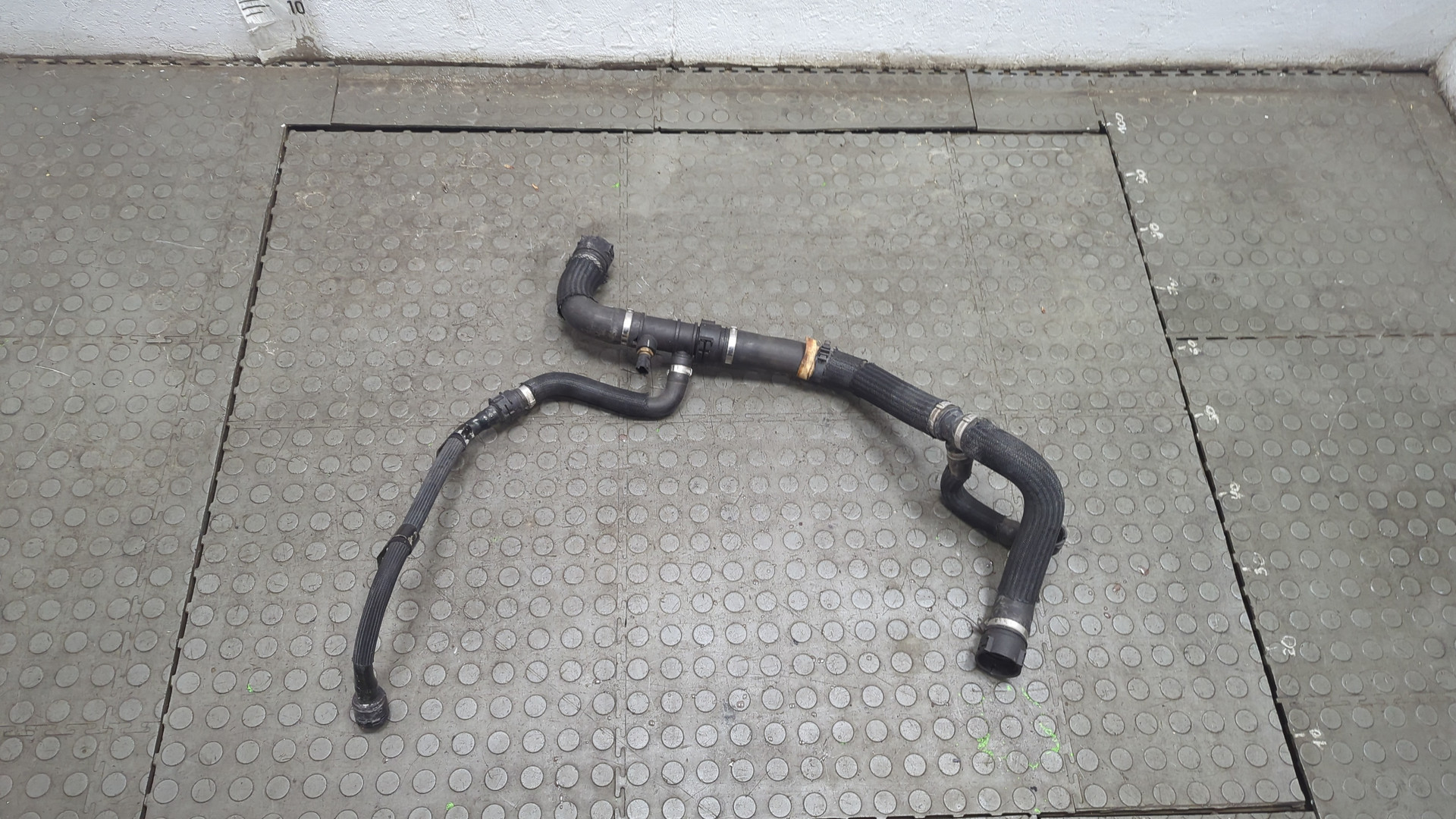 Шланг системы охлаждения