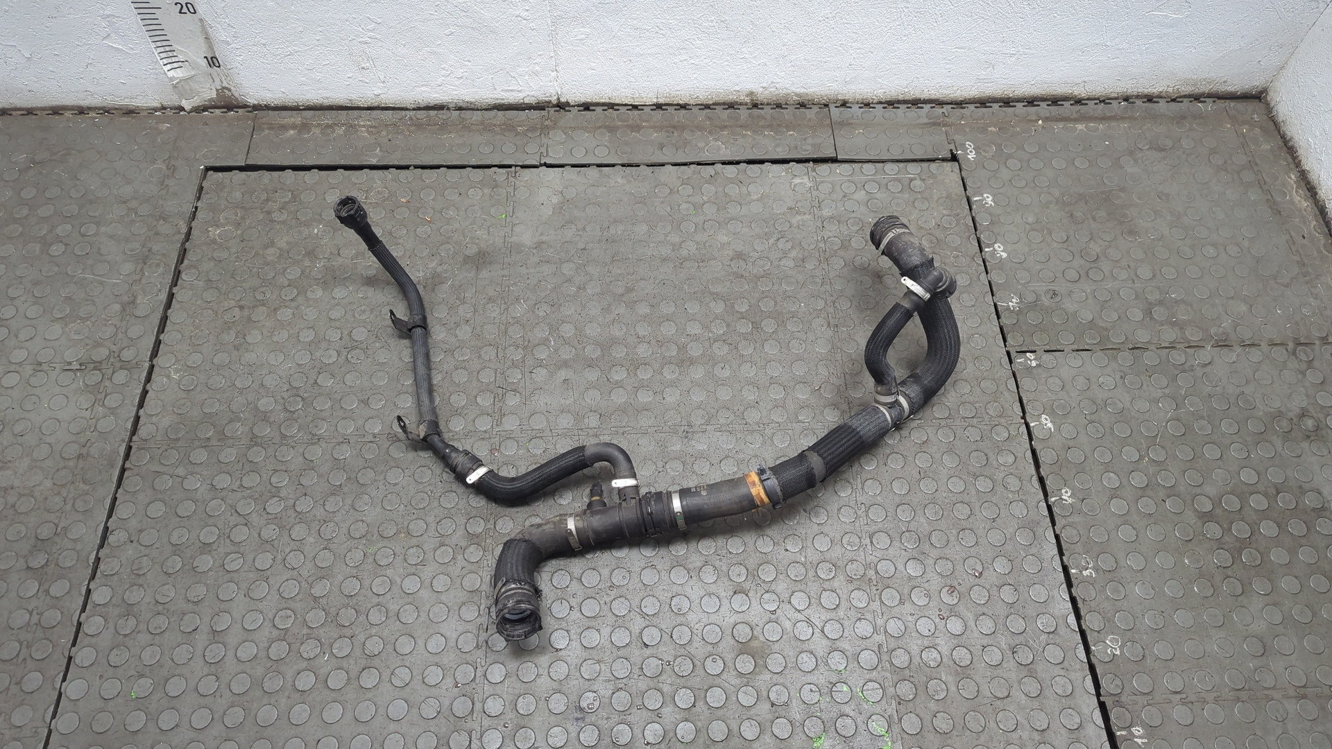 Шланг системы охлаждения