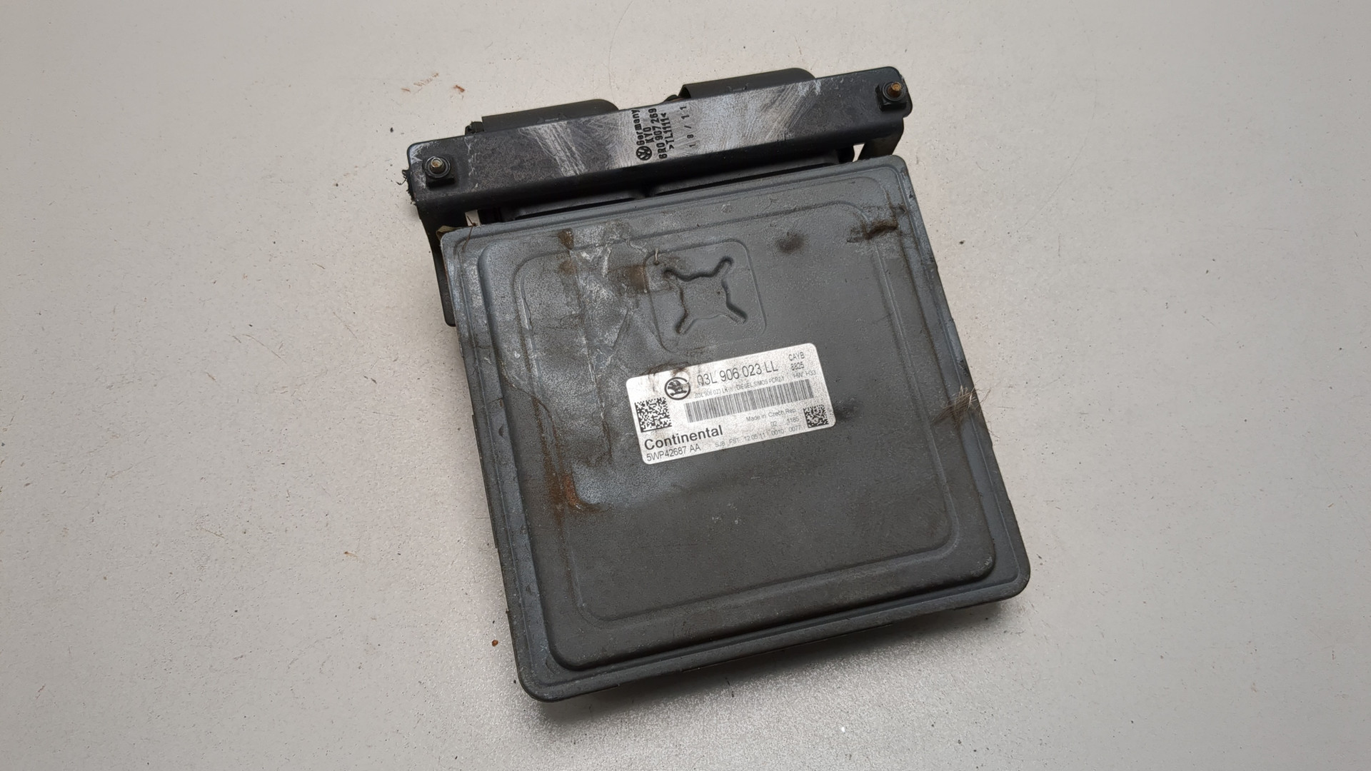 Блок управления двигателем