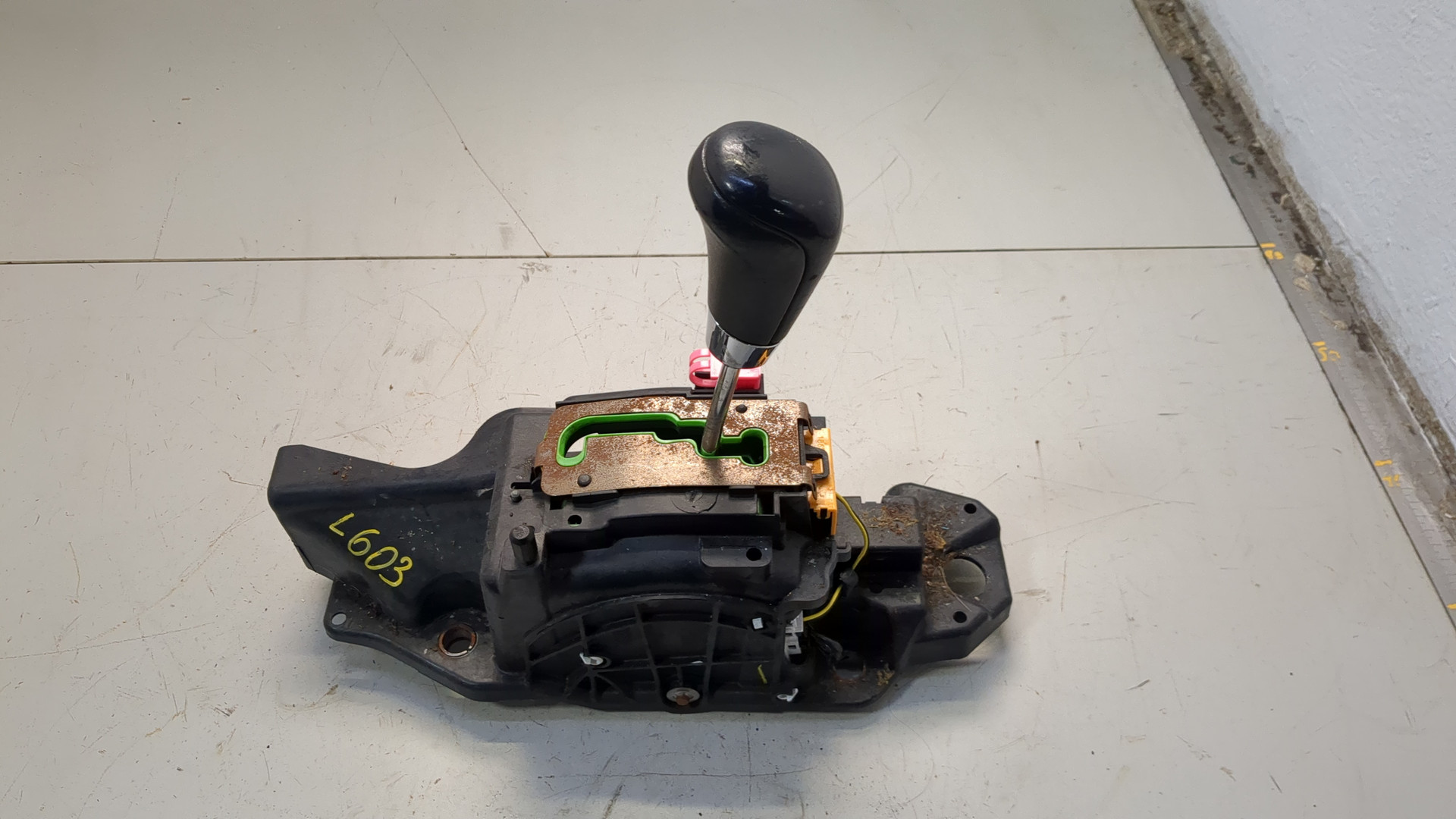 Кулиса МКПП / АКПП