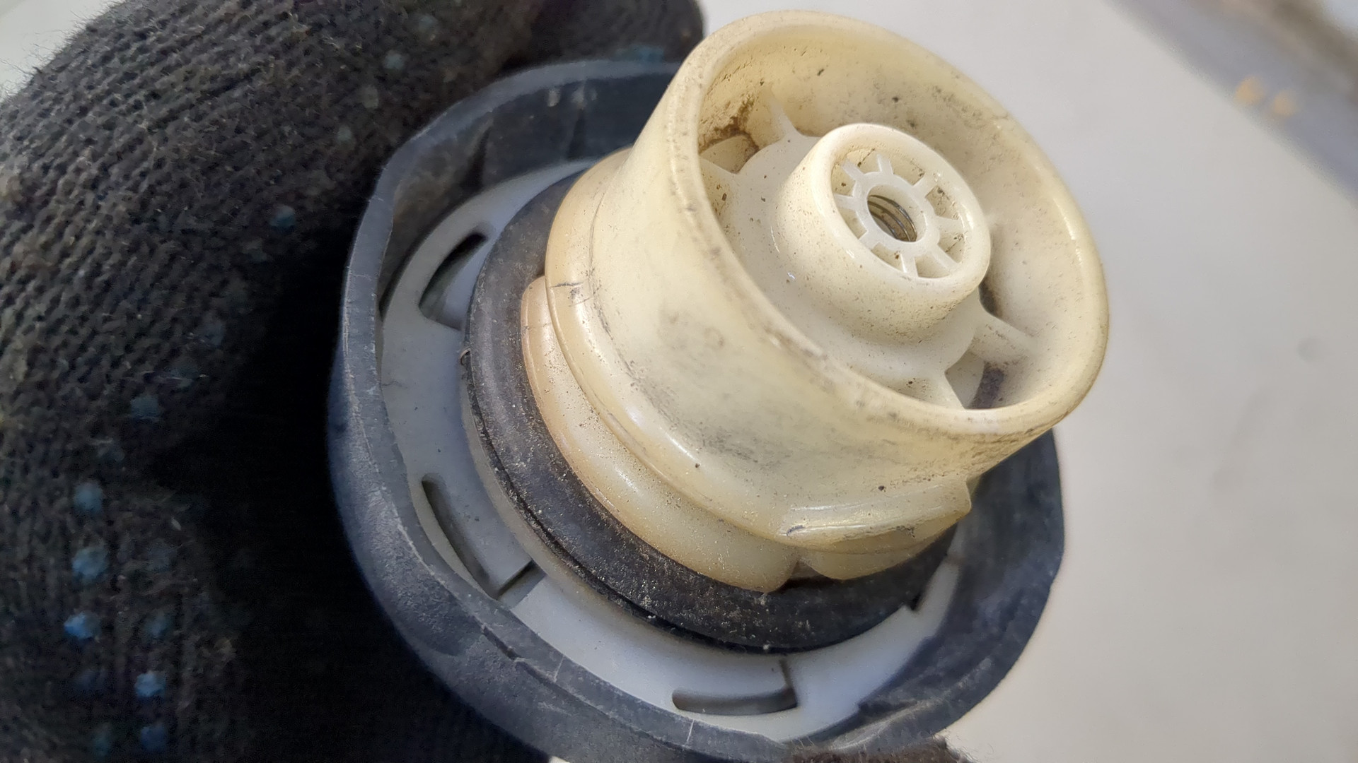 Крышка бензобака