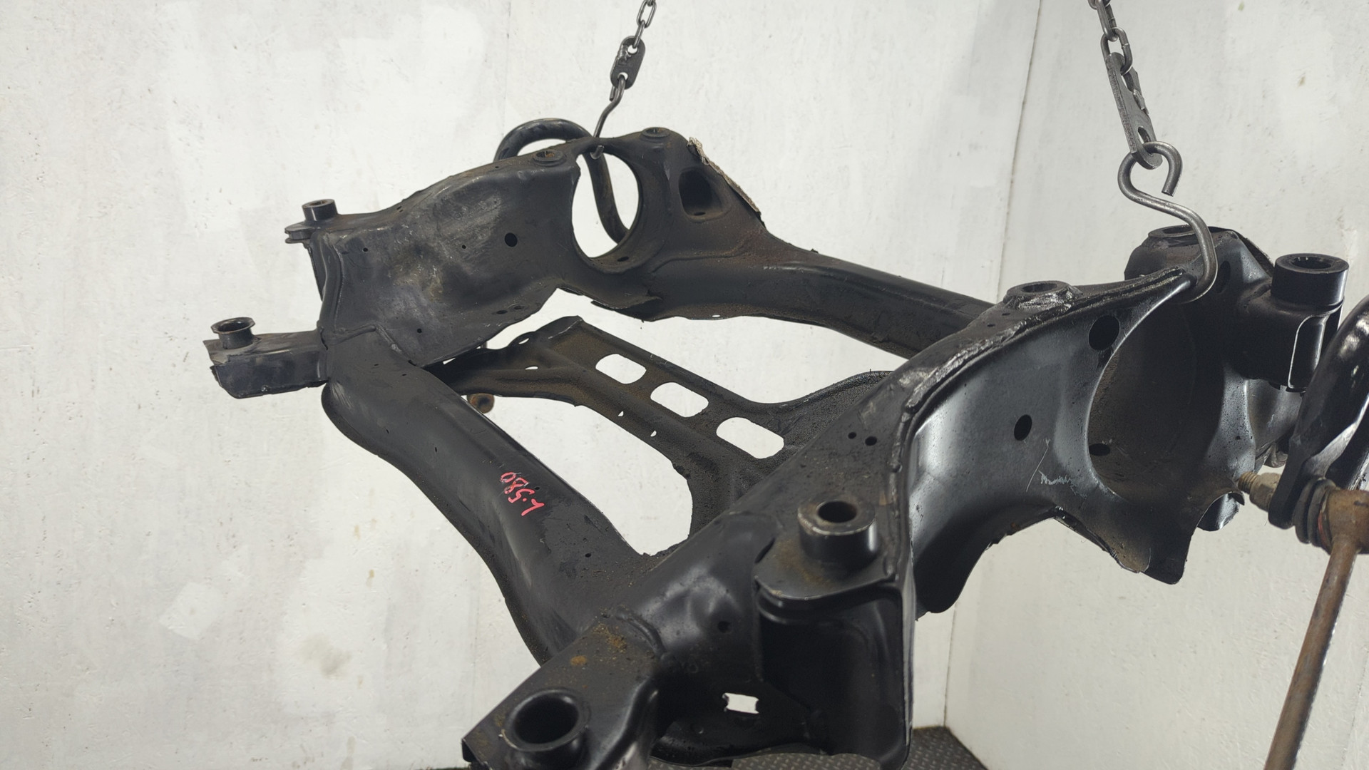 Балка подмоторная