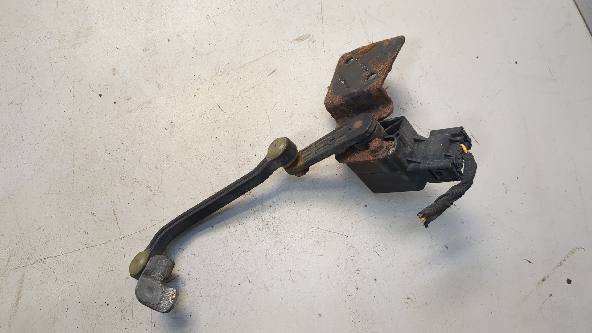 Датчик регулировки дорож. просвета