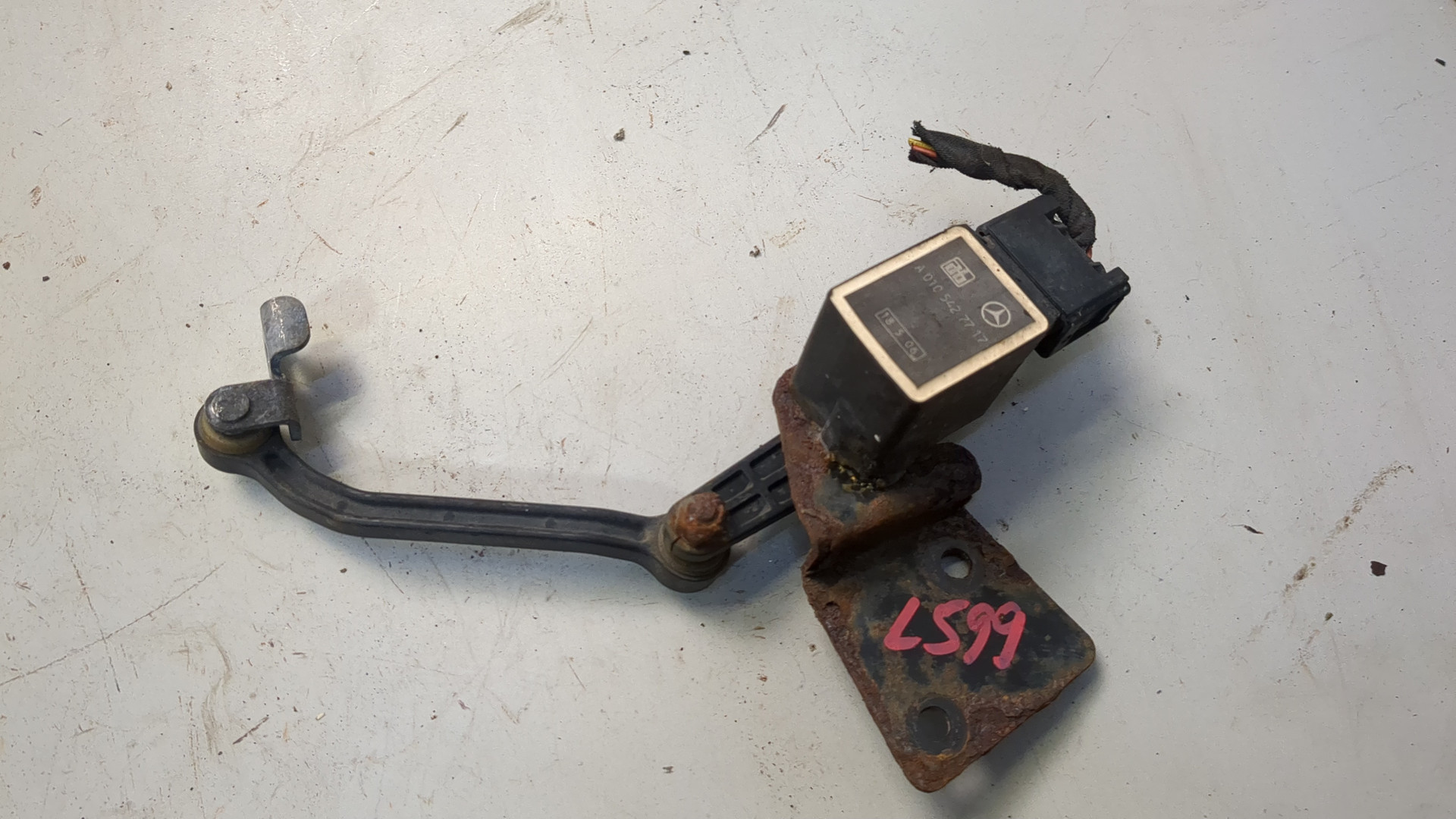 Датчик регулировки дорож. просвета