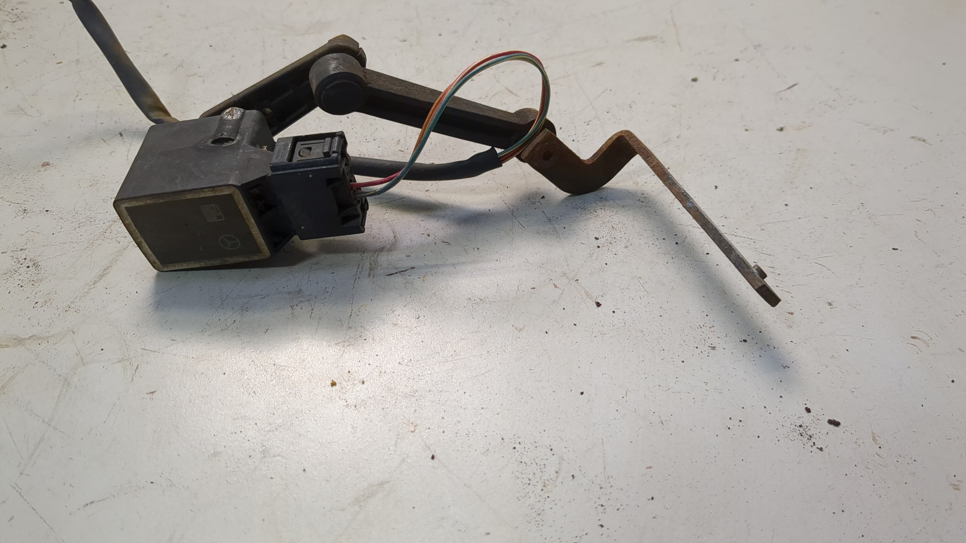 Датчик регулировки дорож. просвета