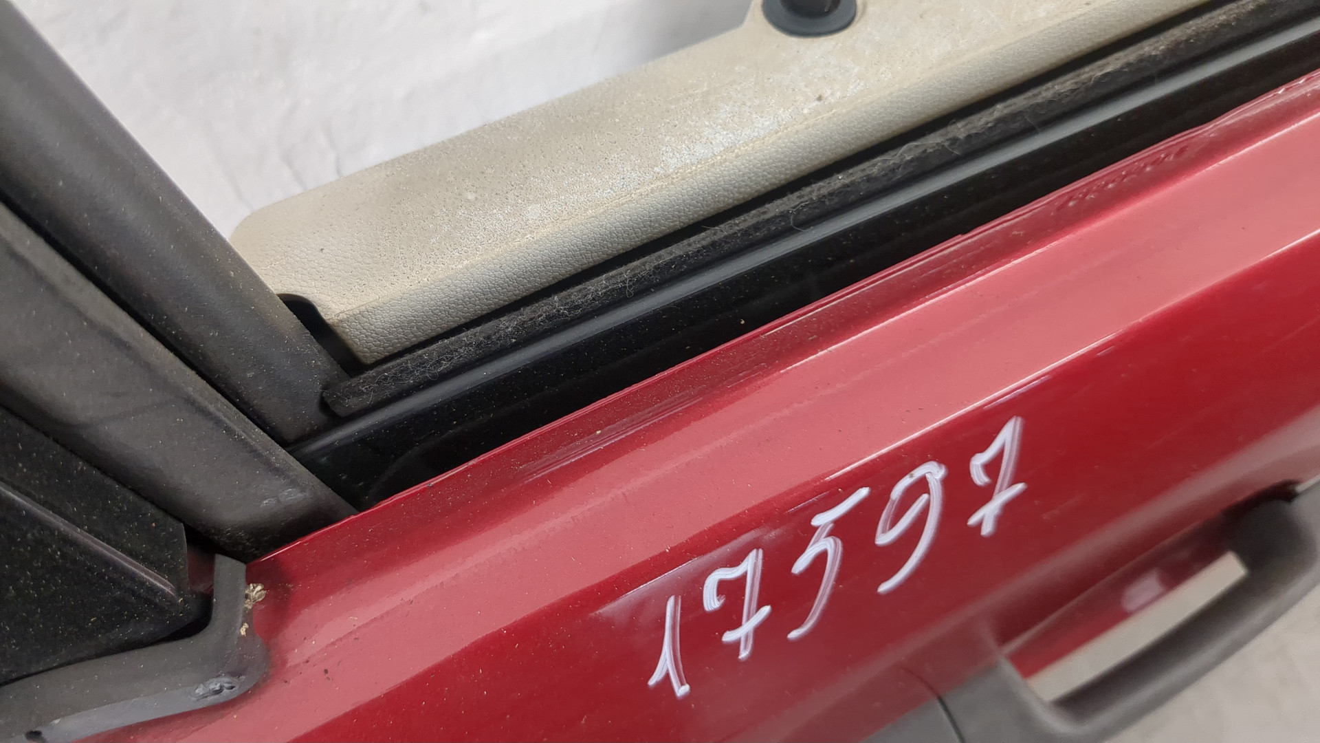 Дверь передняя правая