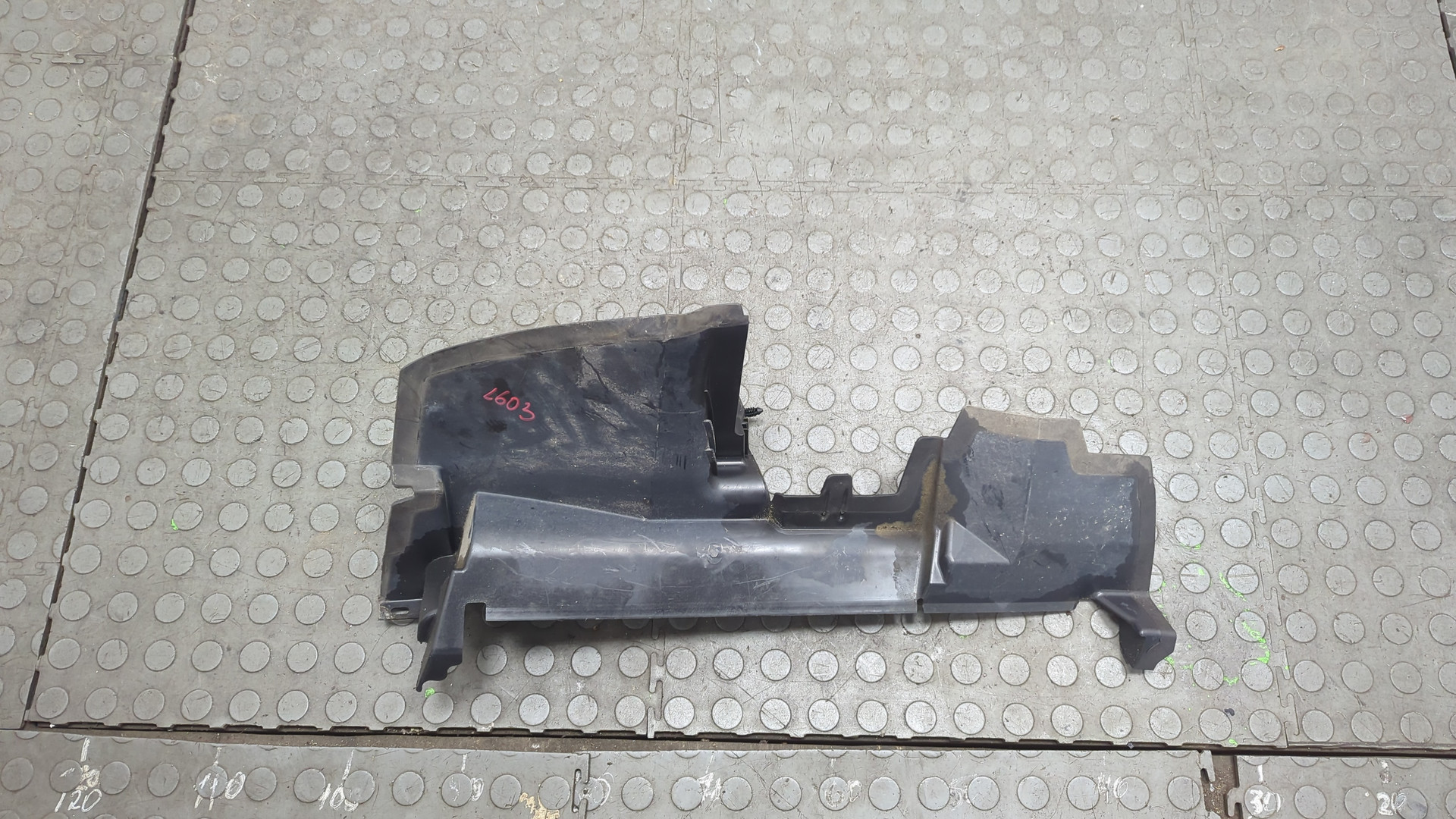 Воздухозаборник (внутри)