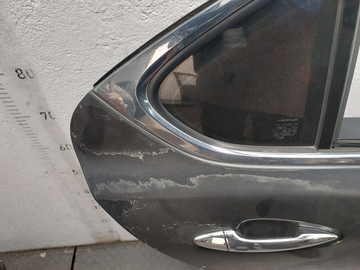 Дверь задняя правая