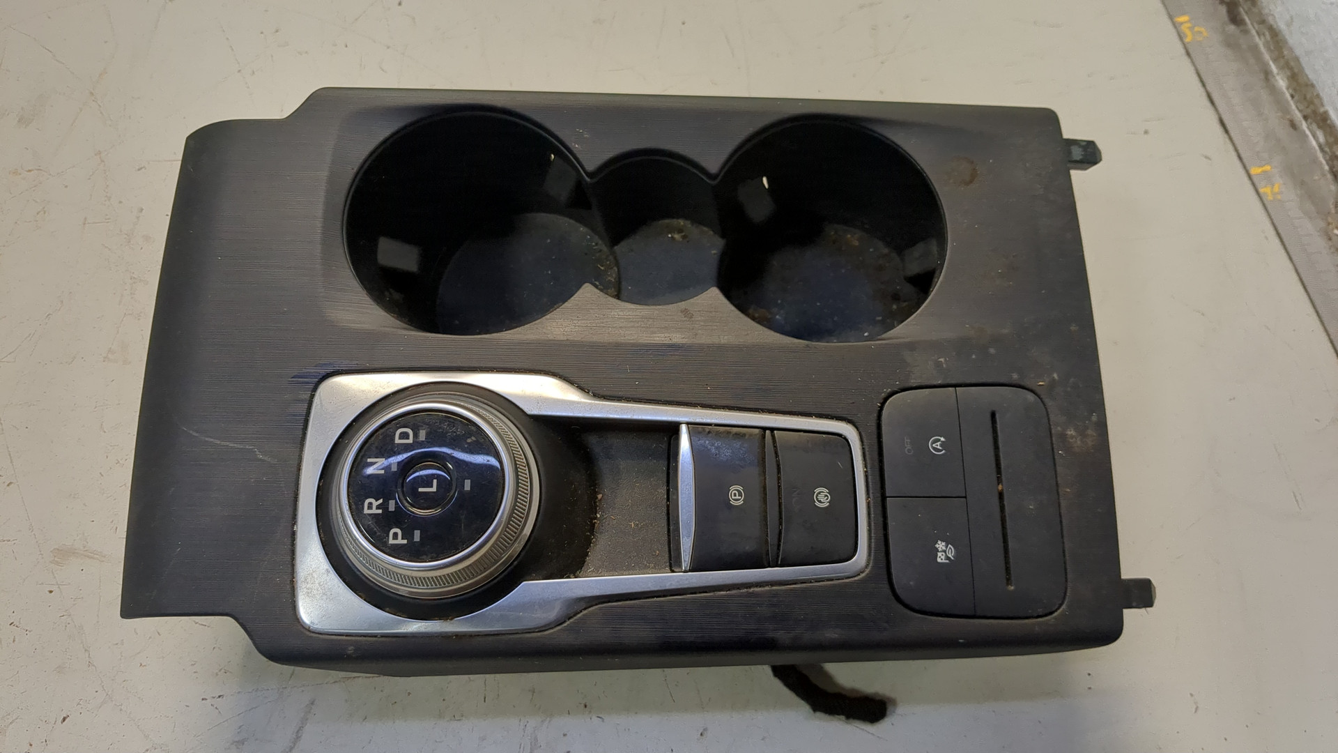 Кулиса МКПП / АКПП