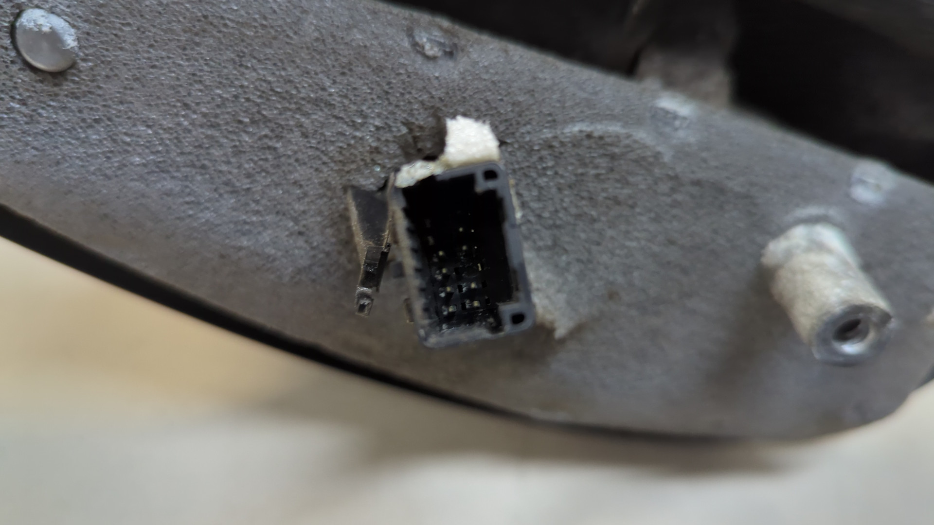 Зеркало правое электрическое