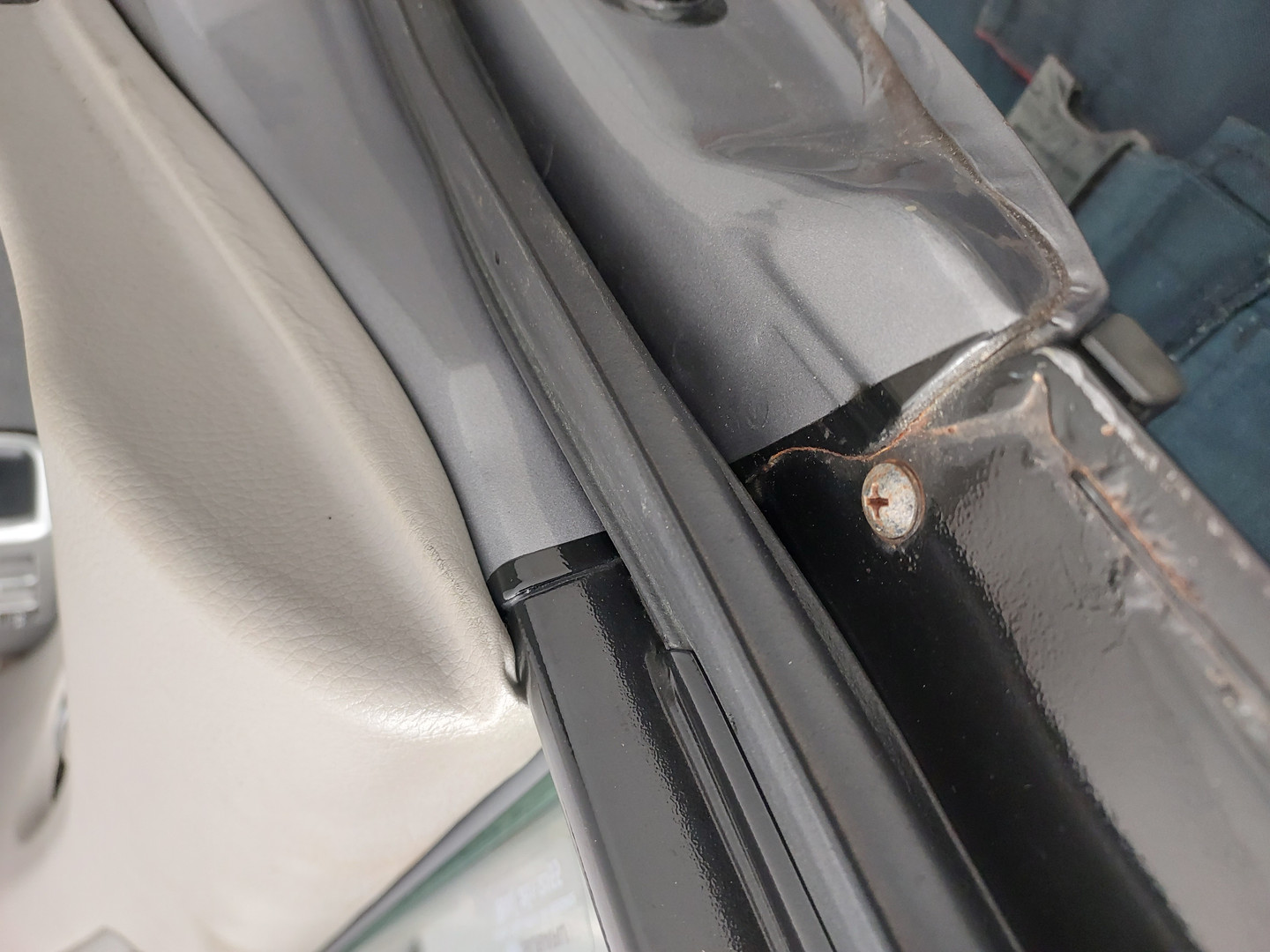 Дверь передняя левая