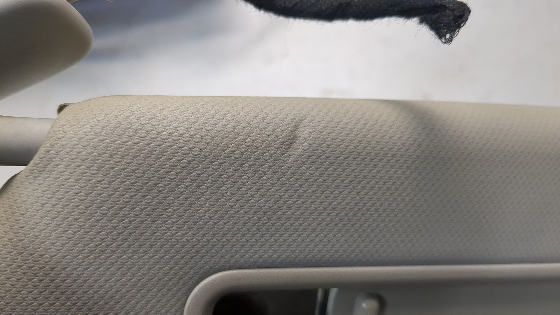 Козырек солнцезащитный