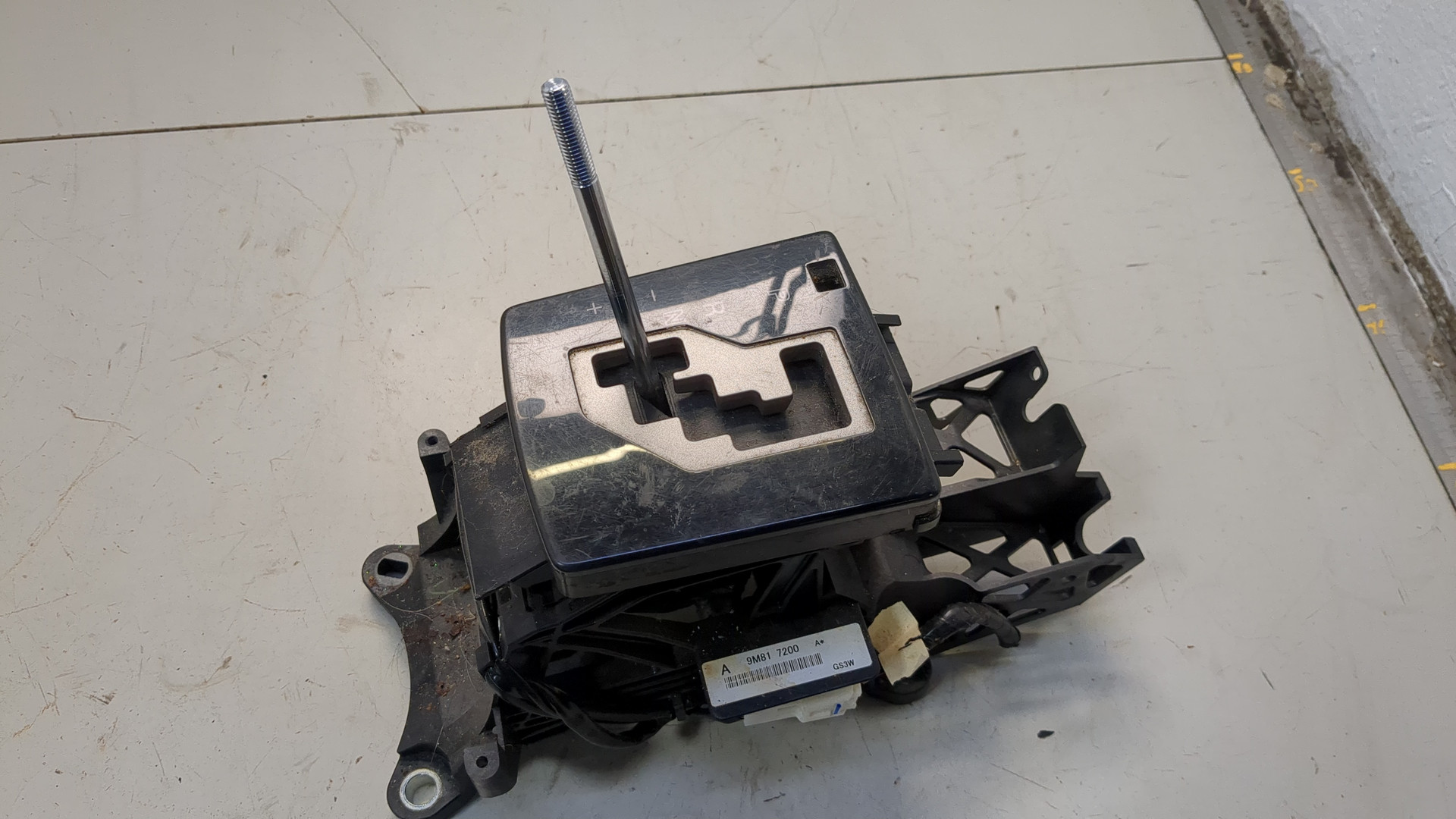 Кулиса МКПП / АКПП