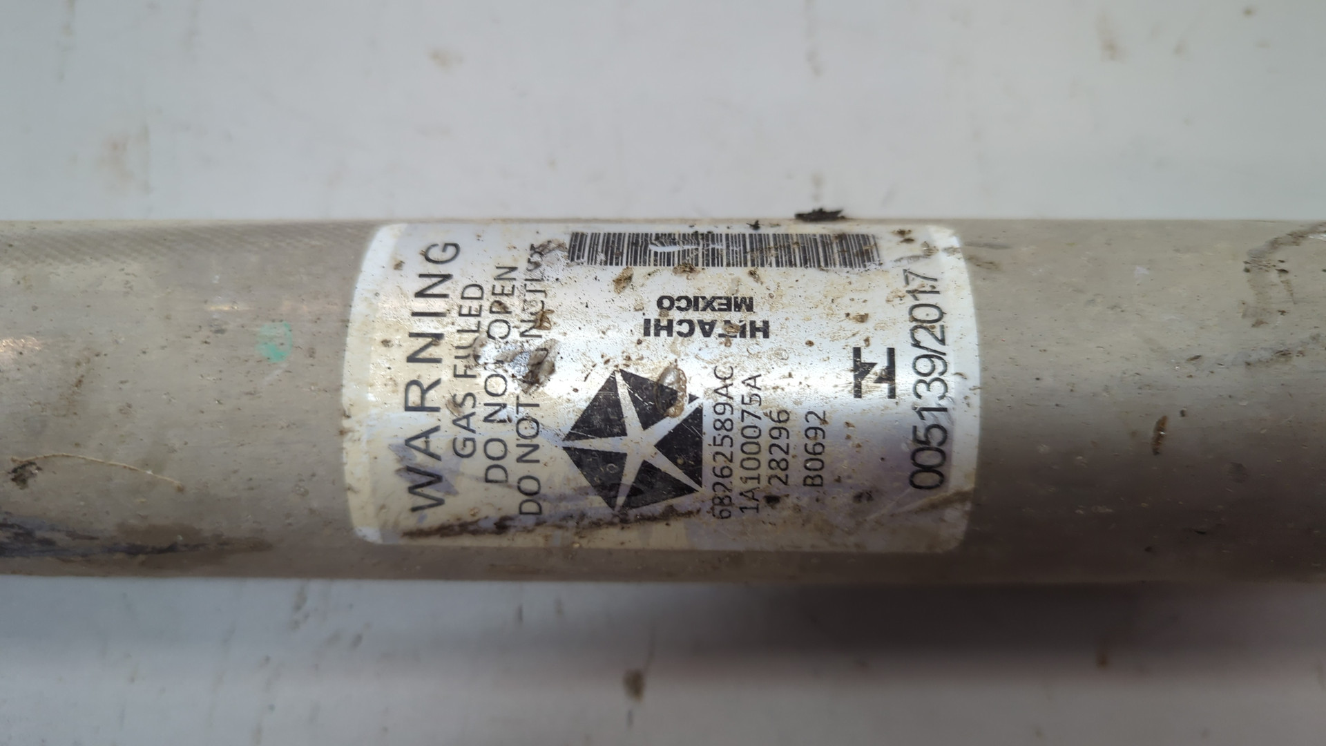 Амортизатор задний (стойка)