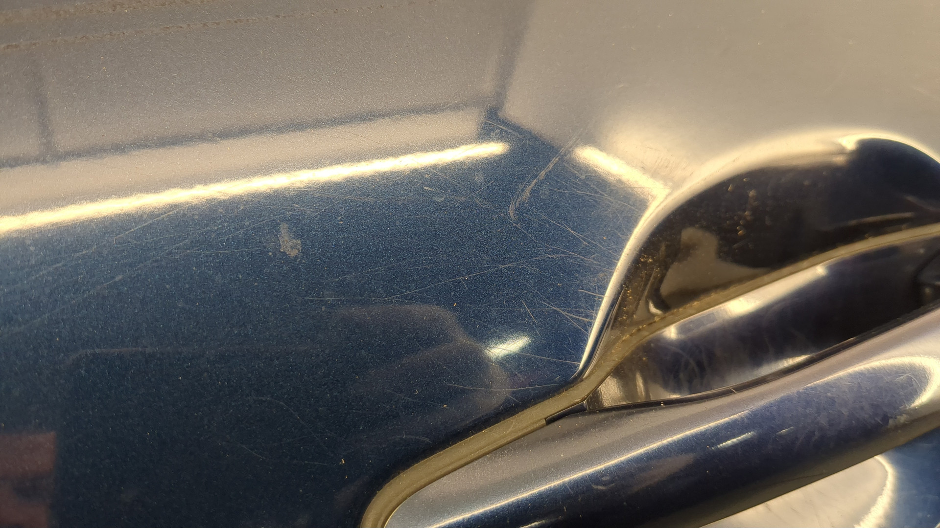 Дверь задняя левая