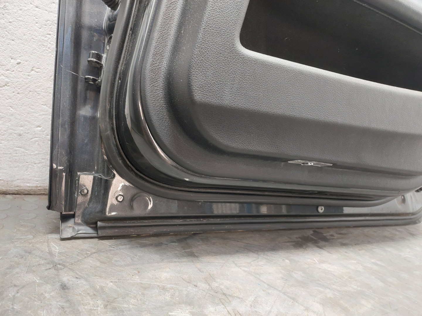 Дверь задняя правая