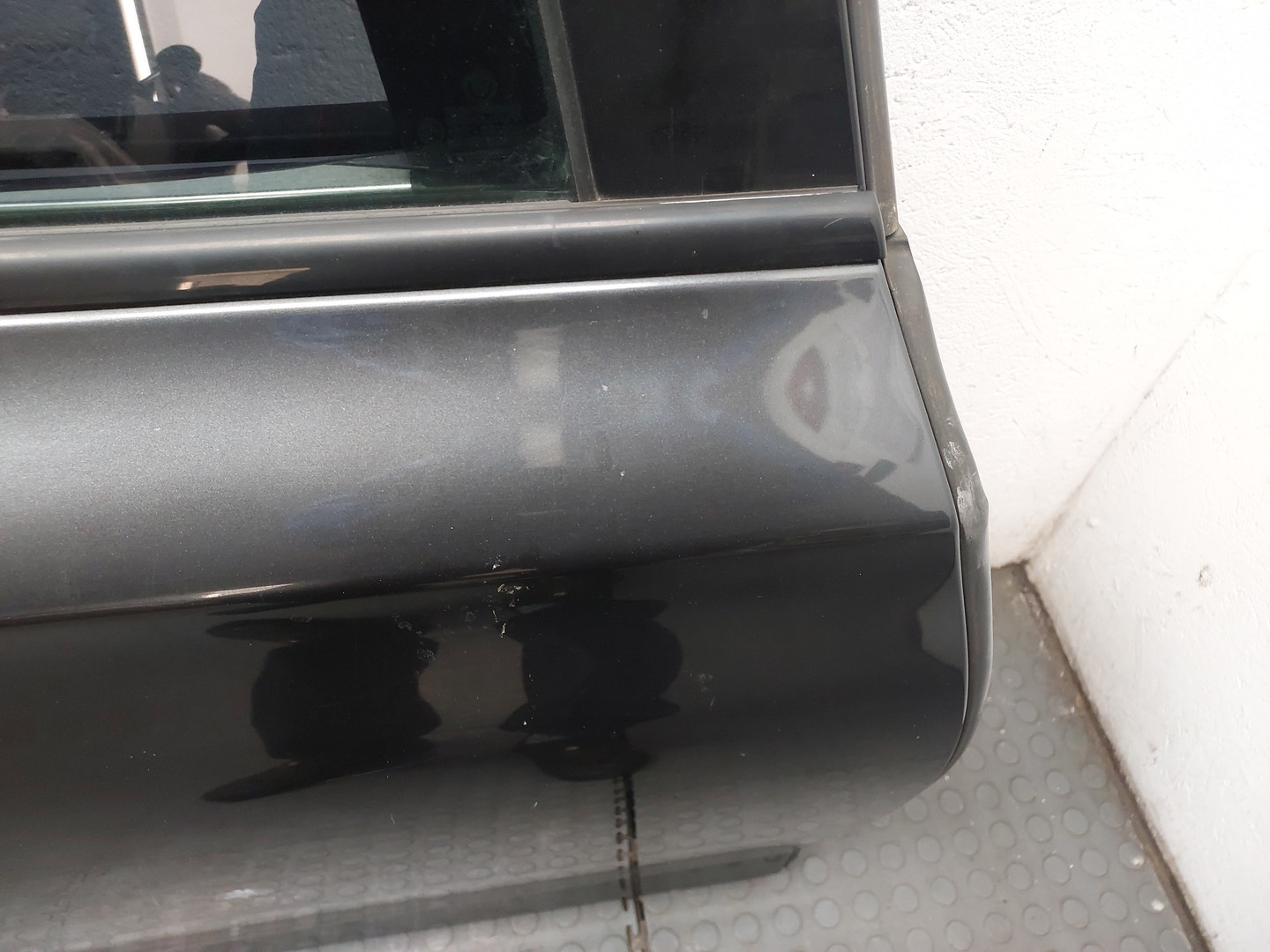 Дверь задняя правая