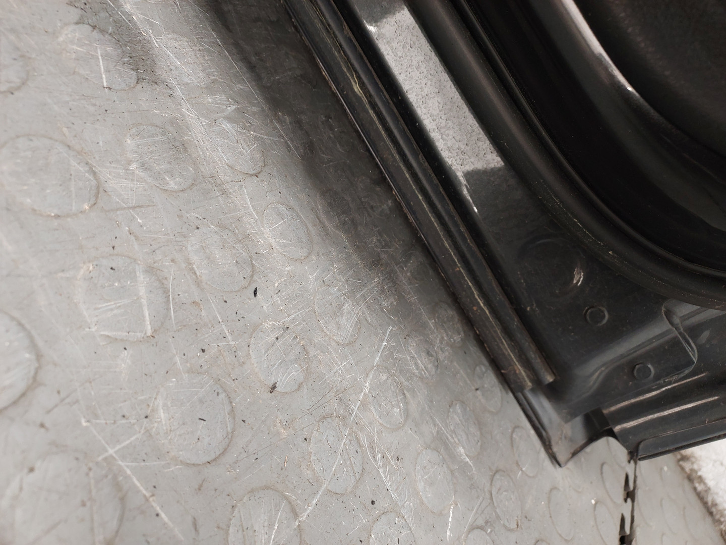 Дверь задняя левая