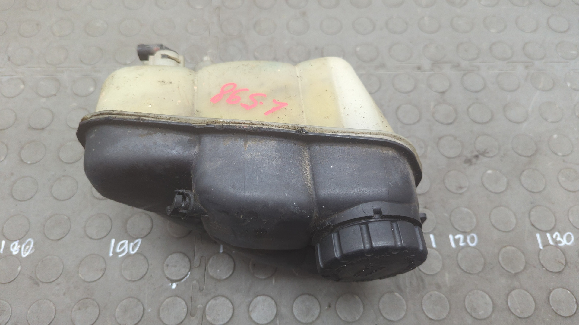 Бачок расширительный