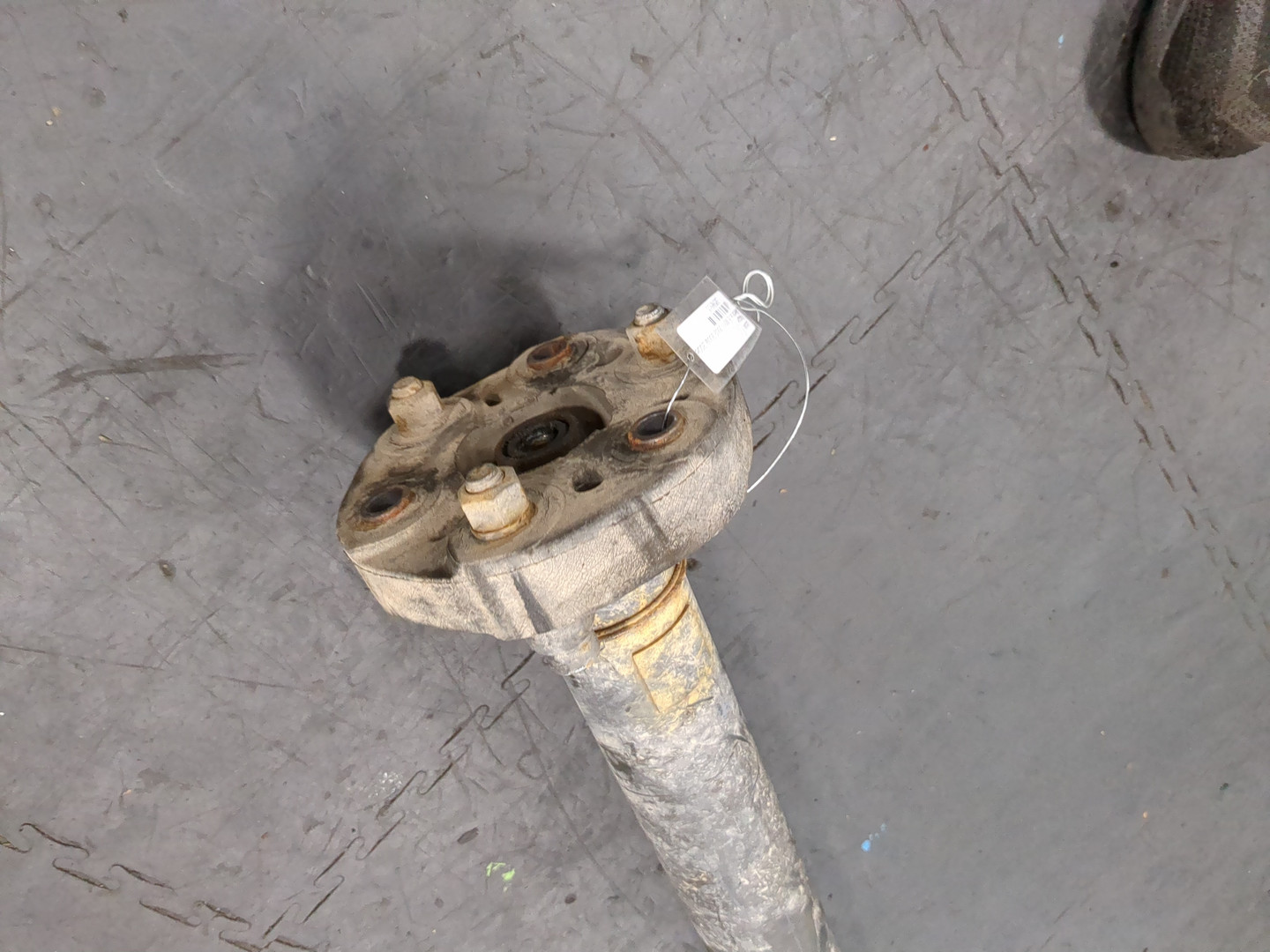 Вал карданный задний