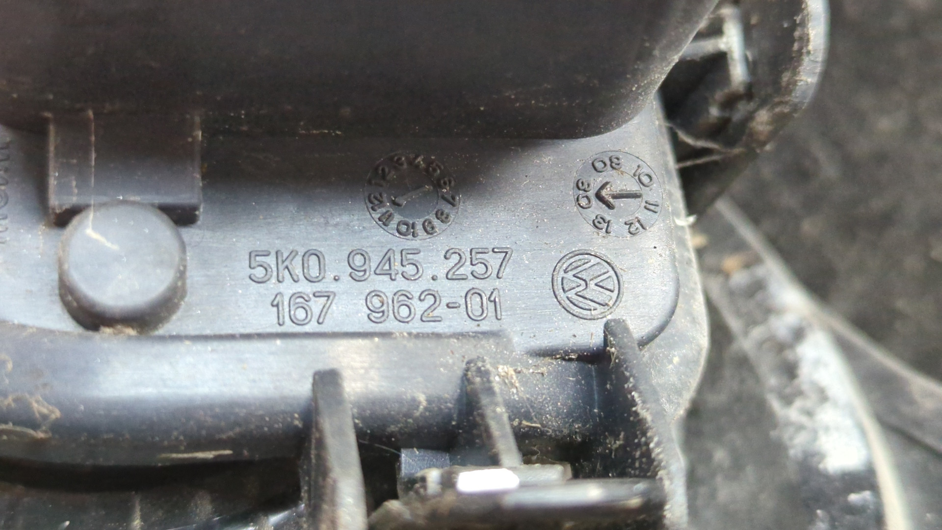 Фонарь задний левый