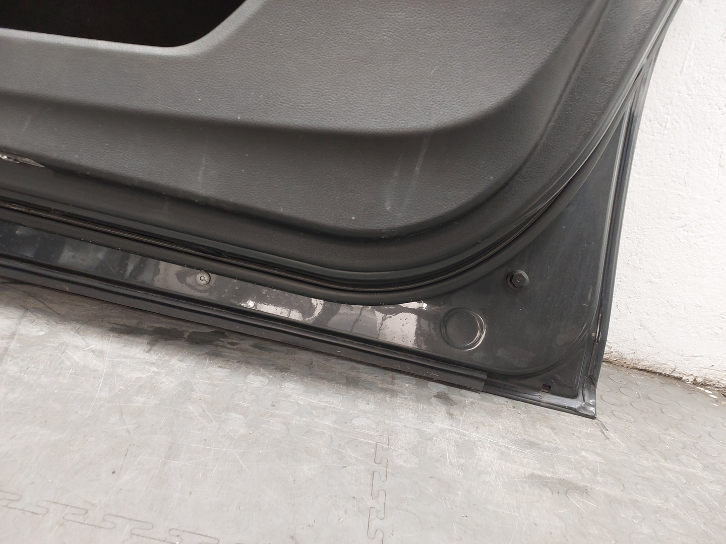 Дверь передняя правая